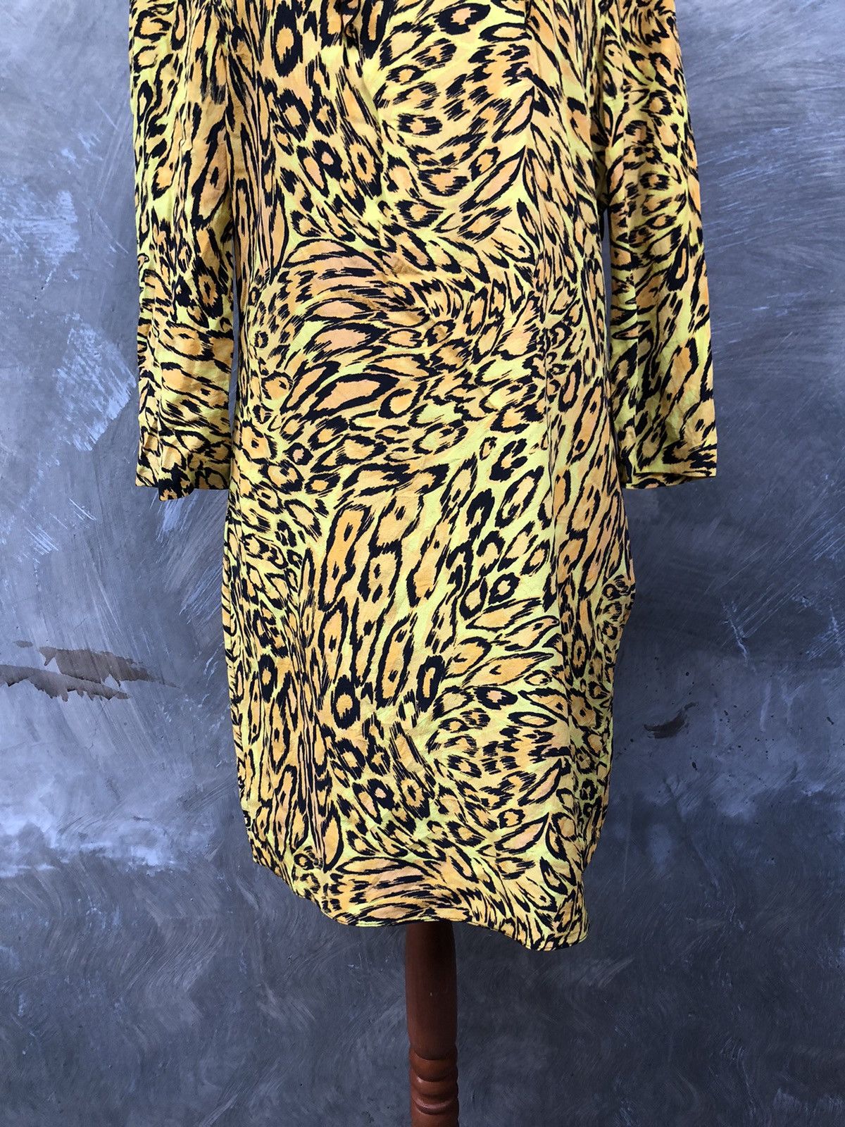 Juicy Couture × Vintage Y2K💥 Juicy Couture Tiger Patern Midi Dress Size S / US 4 / IT 40 - 3 Thumbnail