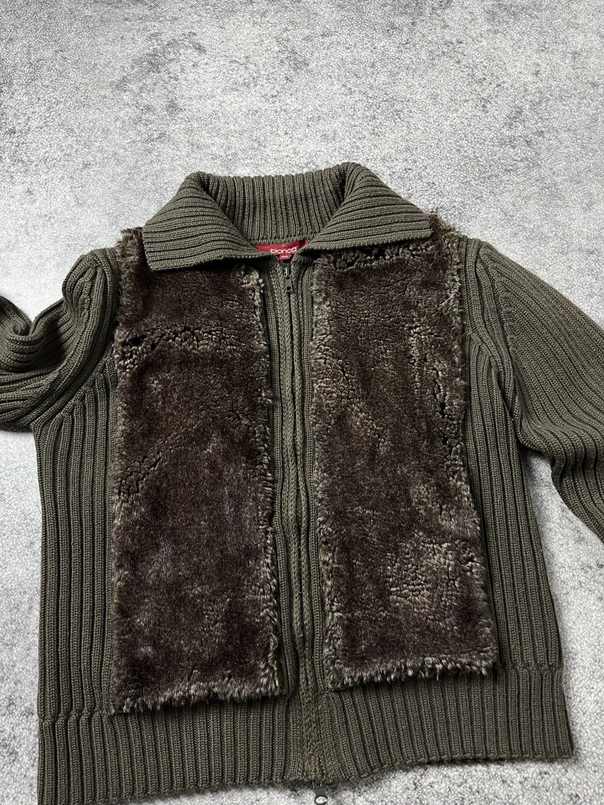 Hysteric Glamour 🔥FAUX FUR IF SIX WAS NINE VIBE CROPPED ZIP SWEATER JACKET Size US S / EU 44-46 / 1 - 8 Thumbnail