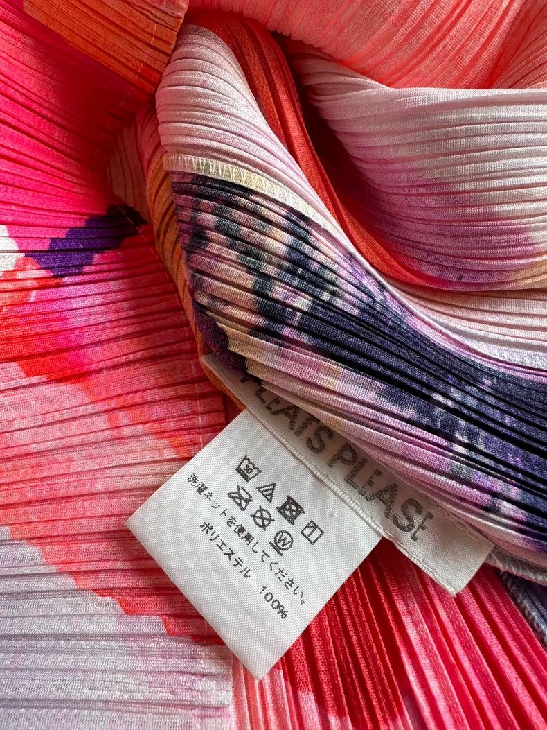 Issey Miyake Issey Miyake size:3 Pink vest Size XS / US 0-2 / IT 36-38 - 7 Thumbnail