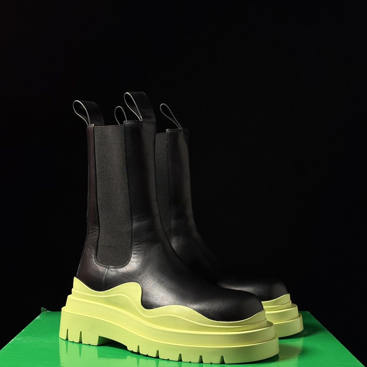 Bottega Veneta BOTTEGA VENETA Black Tire Chelsea Boots Size US 7 / EU 40 - 3 Thumbnail
