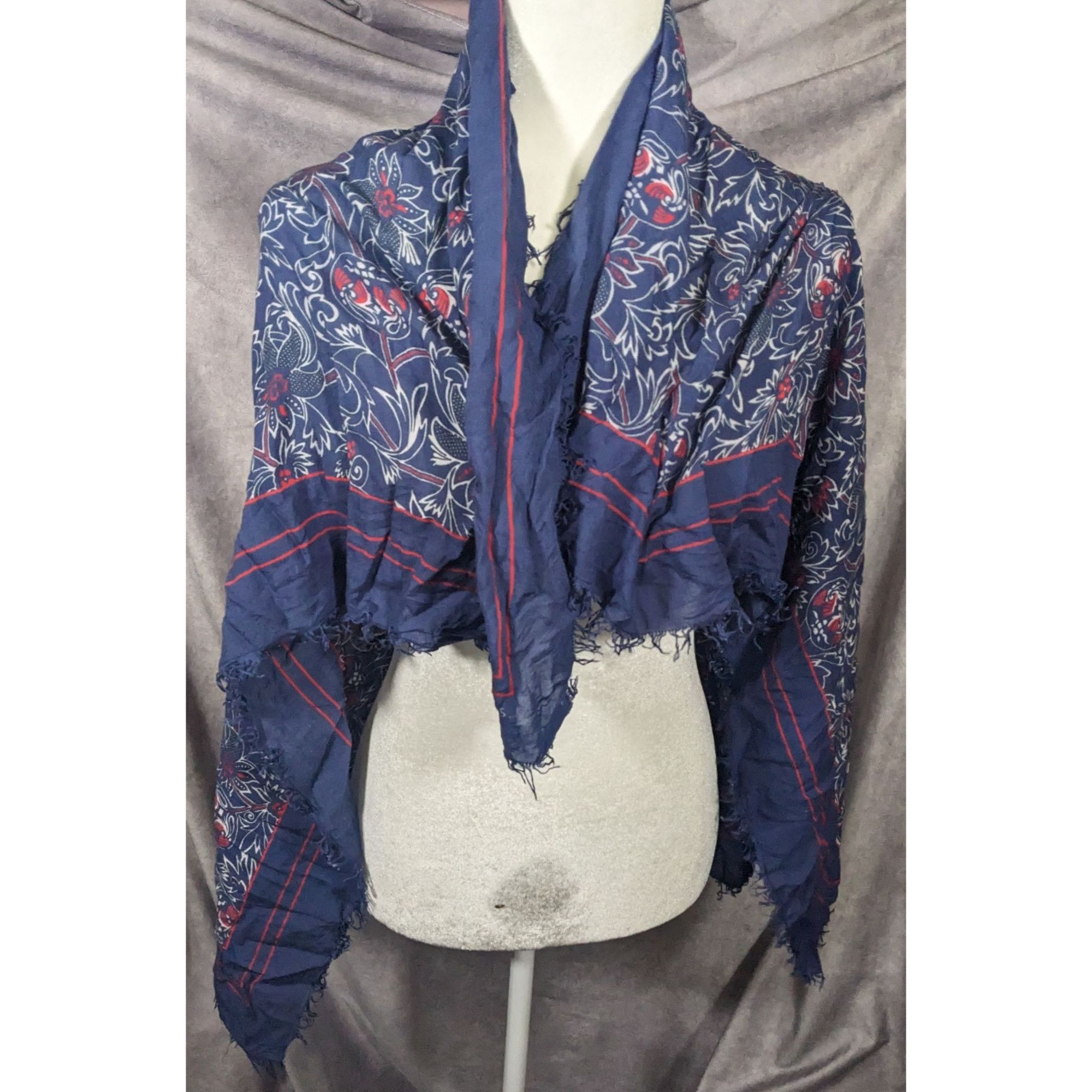 Other Les Petites France Blue And White Floral Scarf Size ONE SIZE - 6 Thumbnail