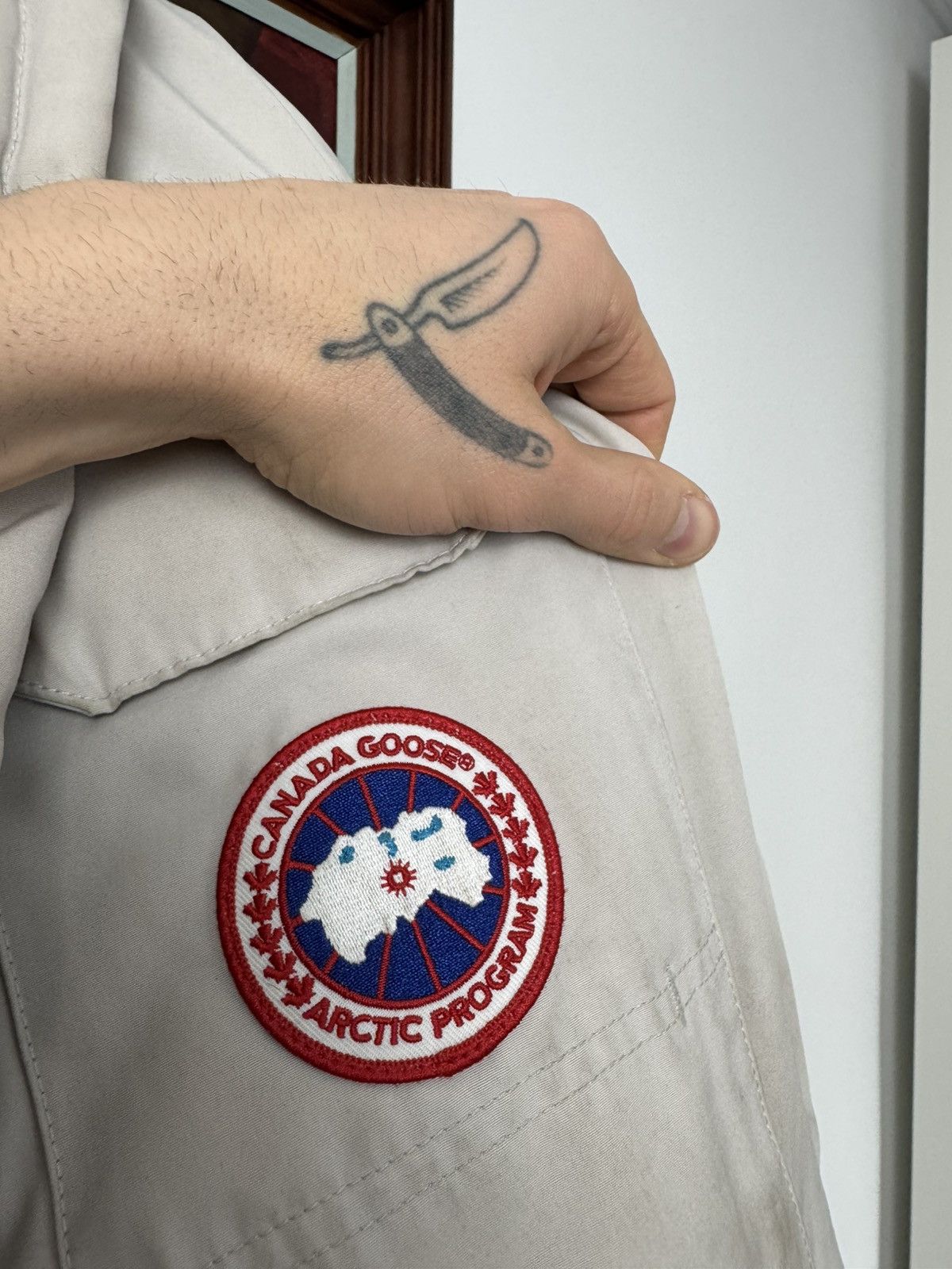 Canada Goose Canada Goose Expedition Beige Down Fur Coat Parka Jacket Size US XS / EU 42 / 0 - 5 Thumbnail