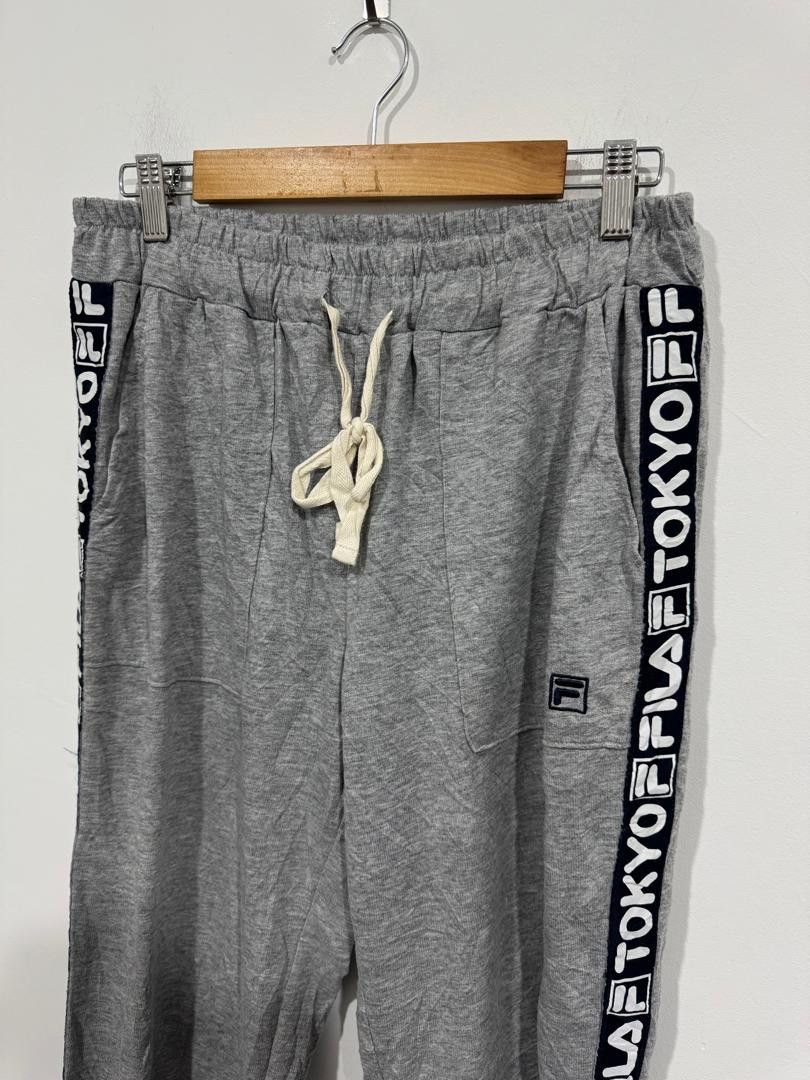 Designer × Fila Fila Tokyo Sweatpants Size US 30 / EU 46 - 2 Thumbnail