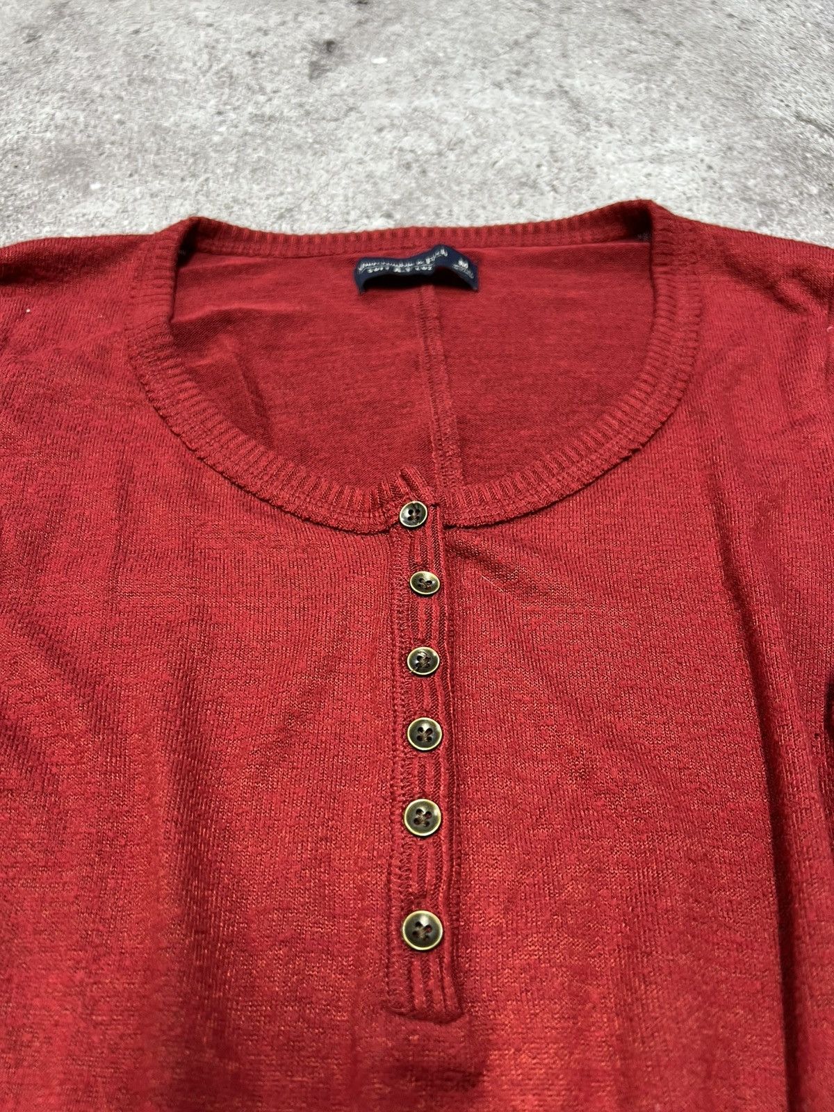 Abercrombie & Fitch y2k abercrombie & fitch 2000’s red long sleeve henley top Size M / US 6-8 / IT 42-44 - 9 Thumbnail