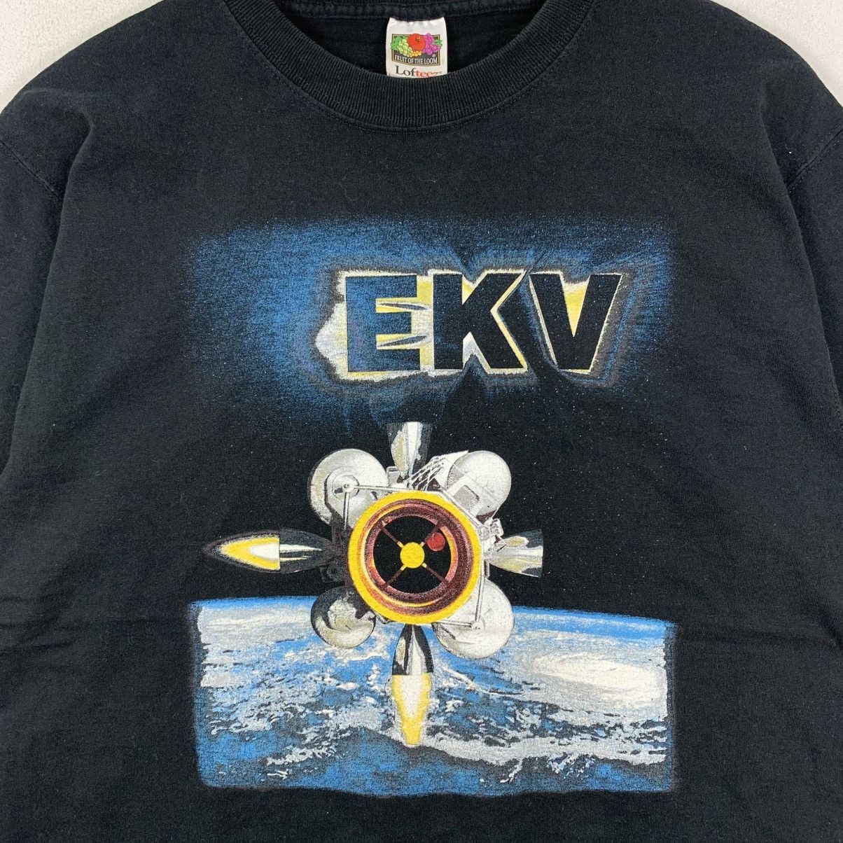 Vintage Vintage EKV Exoatmospheric Kill Vehicle Raytheon Boen Tshirt Size US L / EU 52-54 / 3 - 4 Thumbnail