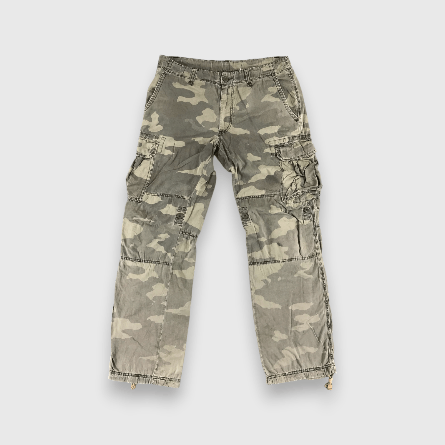 Uniqlo Army Multi Pocket Parachute Cargo Pant-J181
