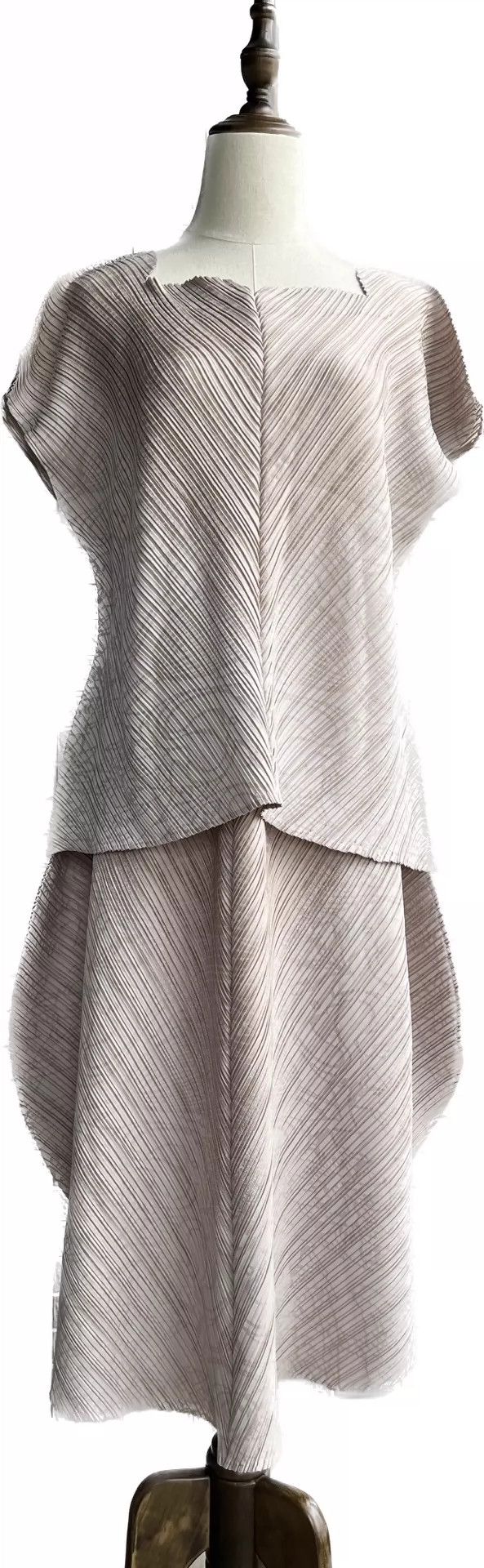 Issey Miyake Issey Miyake size:2 Grey main jacquard short-sleeved shirt Size M / US 6-8 / IT 42-44 - 2 Thumbnail