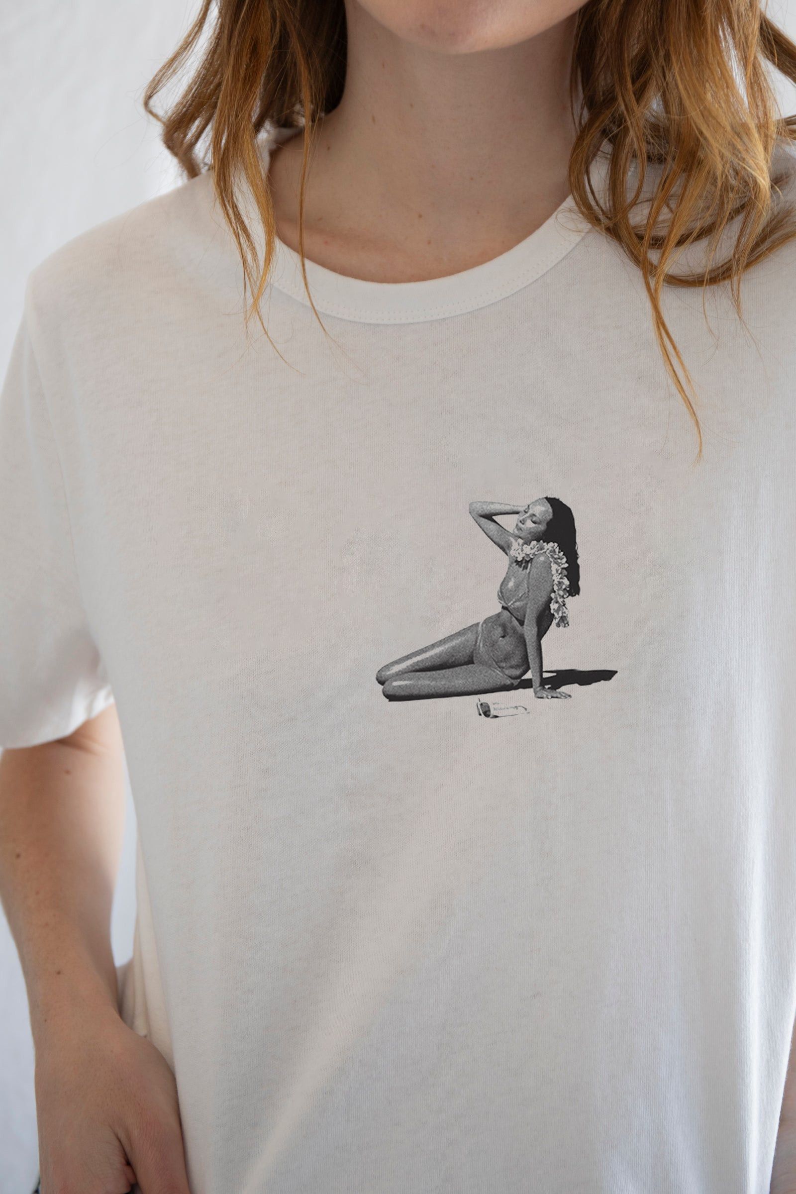 Designer × Vintage Who’s That Girl Tee | Mysterious & Magnetic Size L / US 10 / IT 46 - 3 Thumbnail