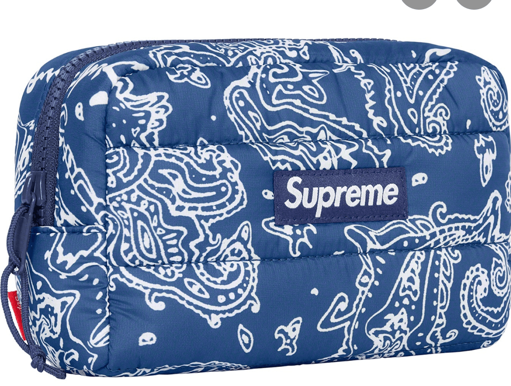 Supreme Supreme puffer pouch fw22 blue paisley brand new sealed Size ONE SIZE - 1 Thumbnail