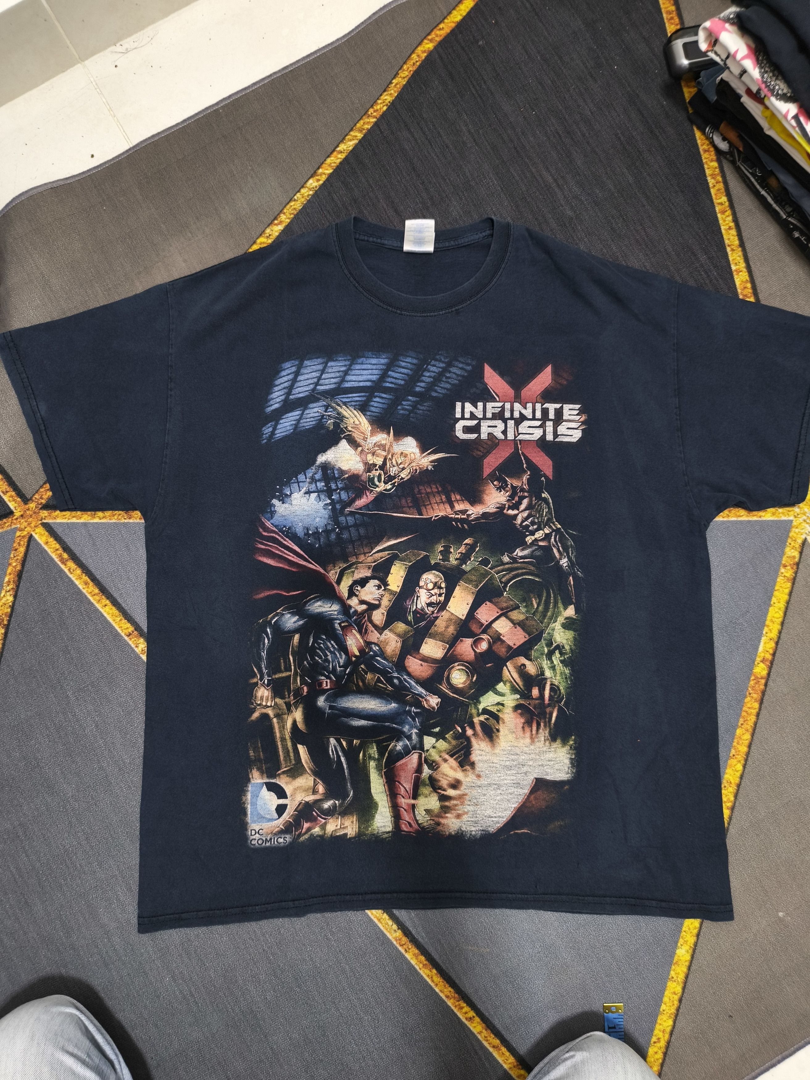Other Vintage 2000s DC Comics Infinite Crisis T-shirt Size US XL / EU 56 / 4 - 1 Thumbnail