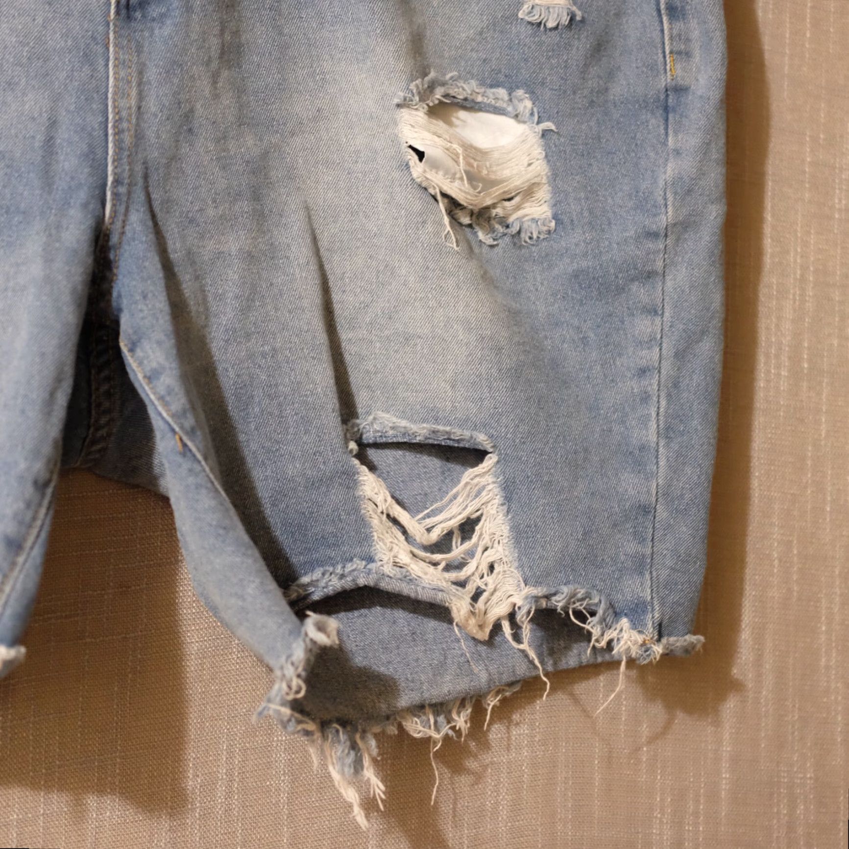 Vintage Bloomchic Distressed Cut Off Blue Denim Shorts Women 2XL Bermuda Denim Shorts Blue 5-Pocket Bohemian Summer Womens Size 40" / US 18 - 5 Thumbnail