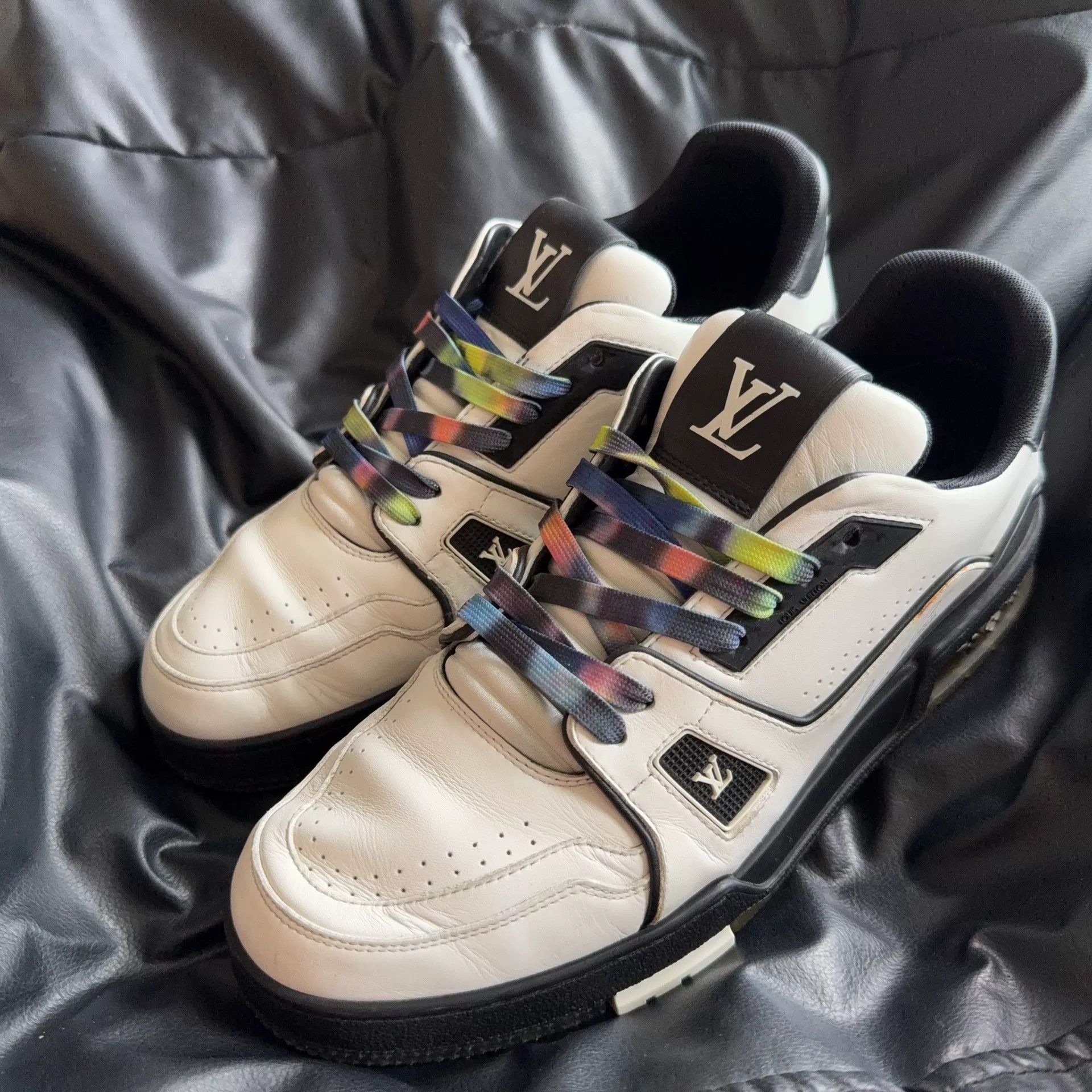 Louis Vuitton Louis Vuitton Training Black Lowtop Sneakers 42 Men Size US 9 / EU 42 - 1 Thumbnail