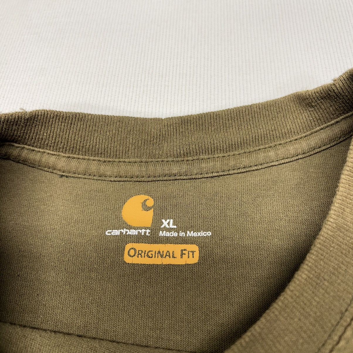 Carhartt Carhartt Tee Shirt Green Olive Original Fit Pocket Logo Size US XL / EU 56 / 4 - 6 Thumbnail