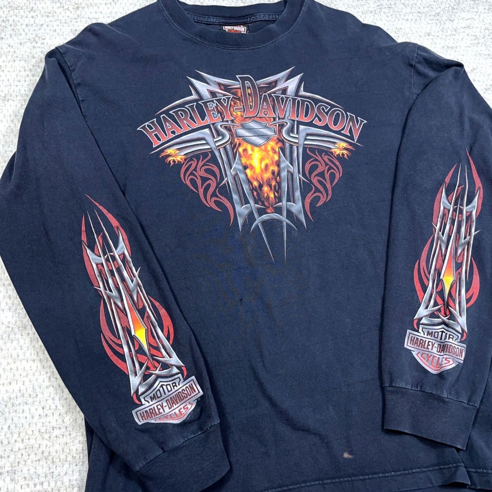 Harley Davidson Harley-Davidson Shirt Mens Large Black Graphic Print Vintage 90s Tattoo Logo Long Sleeve Crew Neck Fires Flames Biker USA Size US L / EU 52-54 / 3 - 6 Thumbnail