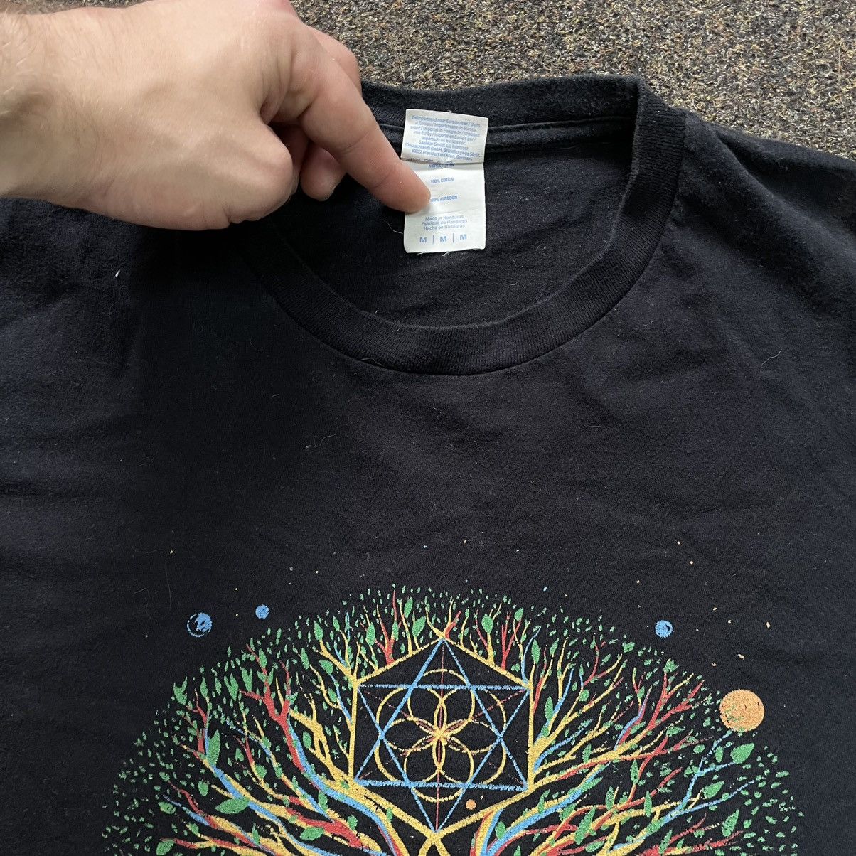 Vintage Vintage Psychedelic Tree Graphic Tee Sun Faded Rave Baggy M Size US M / EU 48-50 / 2 - 5 Thumbnail