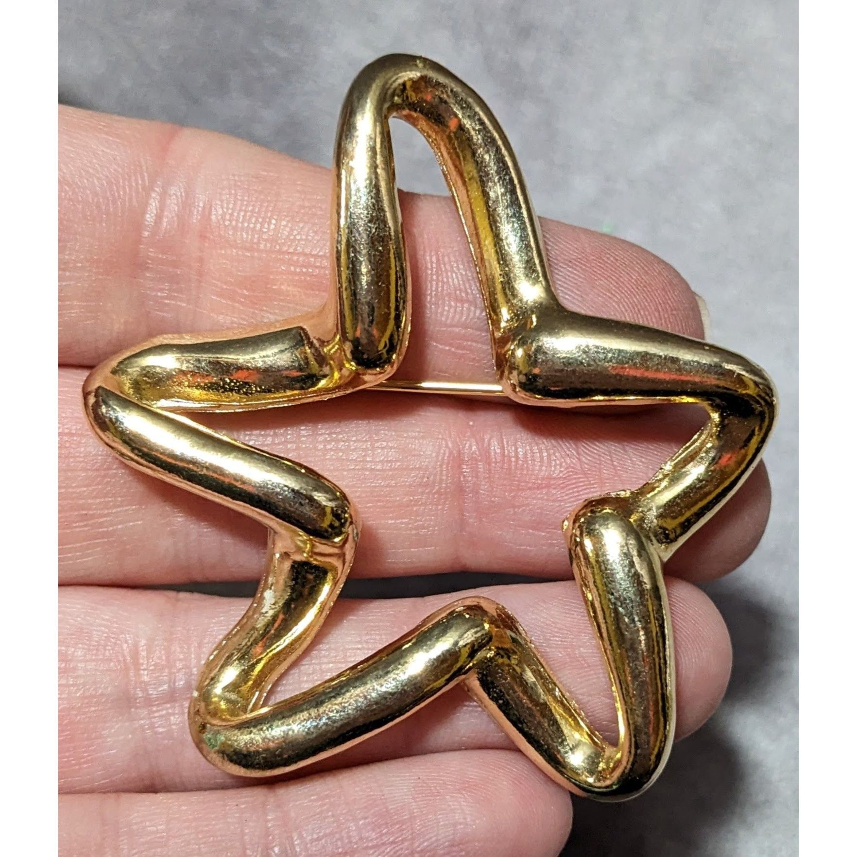 Other Vintage 60s Gold Tone Stylized Open Star Brooch Size ONE SIZE - 5 Thumbnail