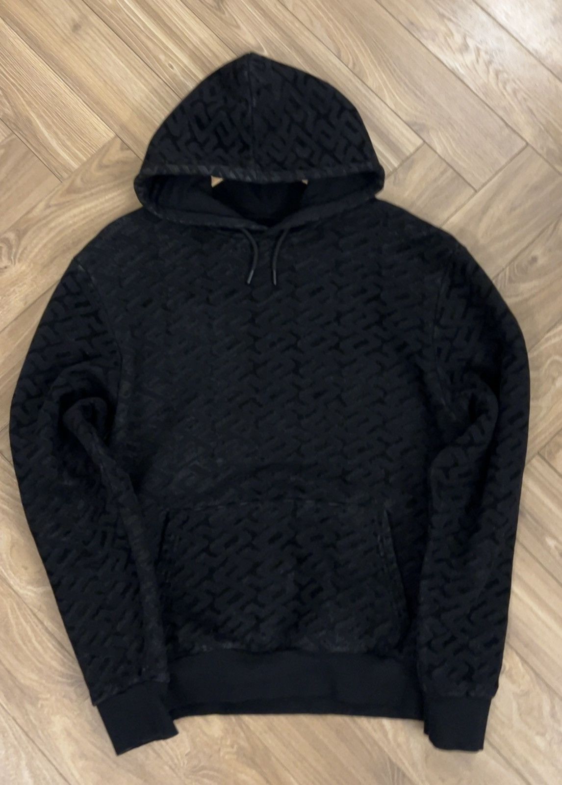 River Island RIVER ISLAND BLACK TEXTURED HOODIE SIZE S Size US S / EU 44-46 / 1 - 2 Thumbnail