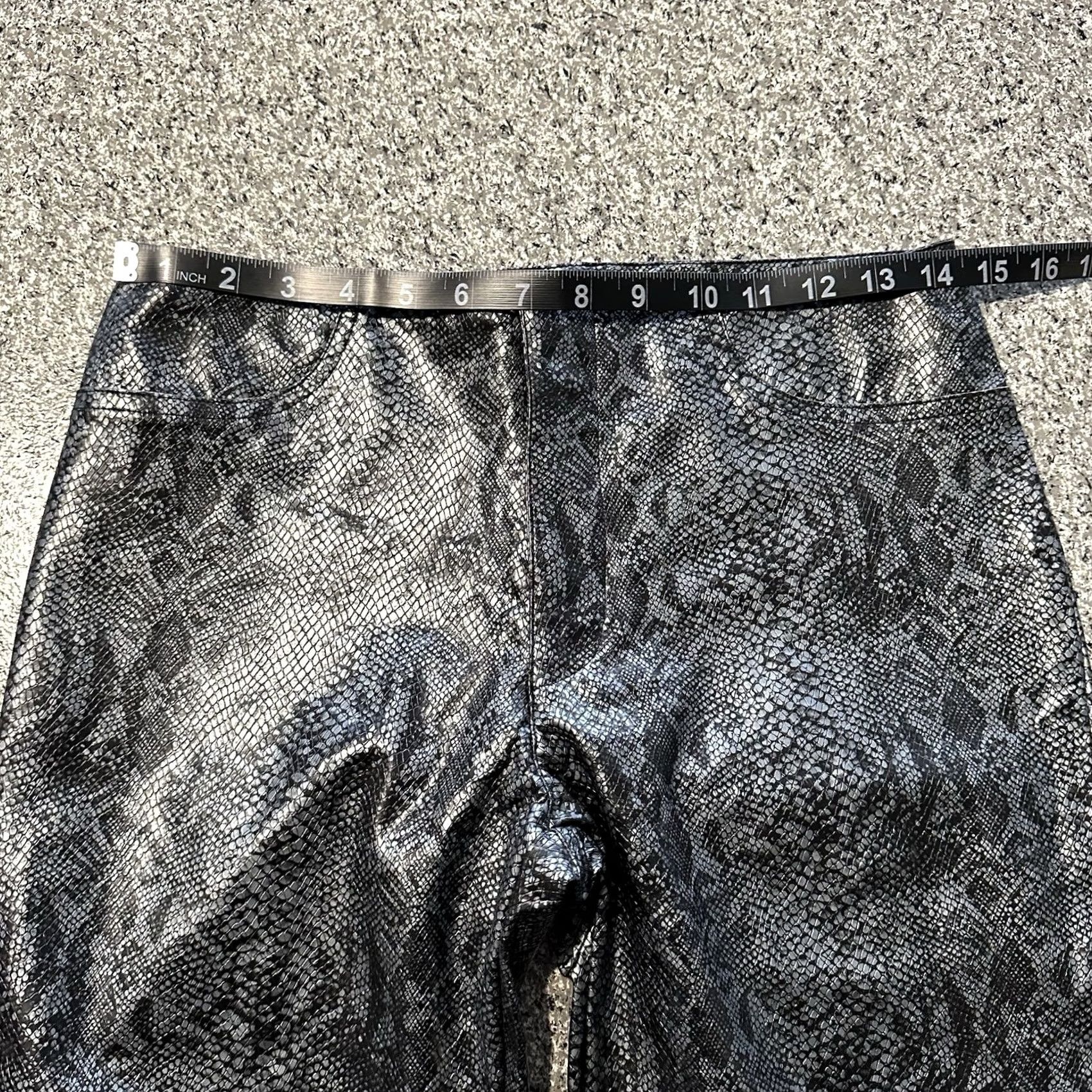 Vintage VINTAGE Paris Blues Pants Womens 7 29x30 Faux Leather Snakeskin Flare Mid Rise Pants Womens Gray 90s Style Womens Size 30" / US 8 / IT 44 - 7 Thumbnail