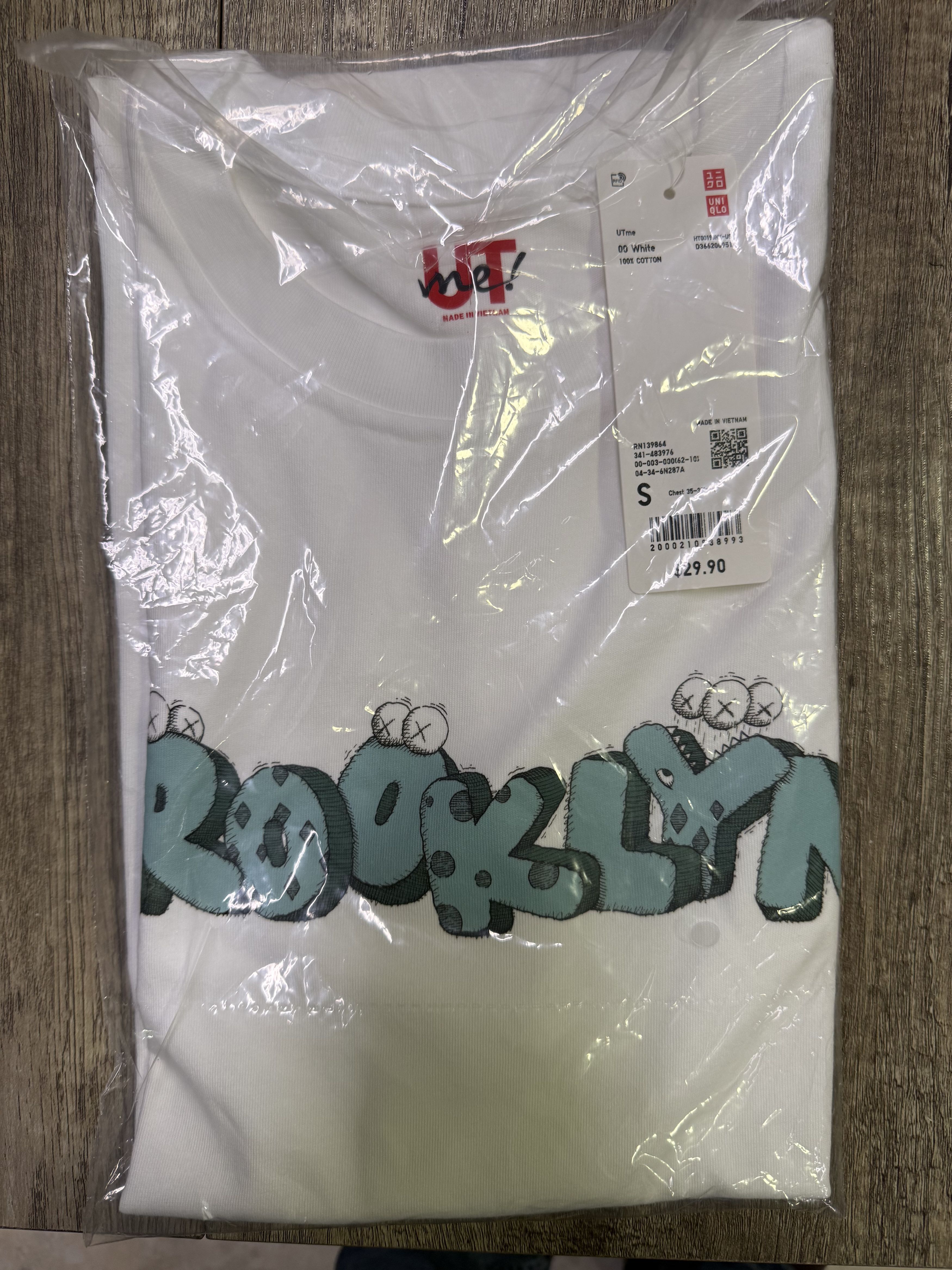 Kaws × Uniqlo KAWS X UTme X Uniqlo Brooklyn Tee Size US S / EU 44-46 / 1 - 1 Thumbnail