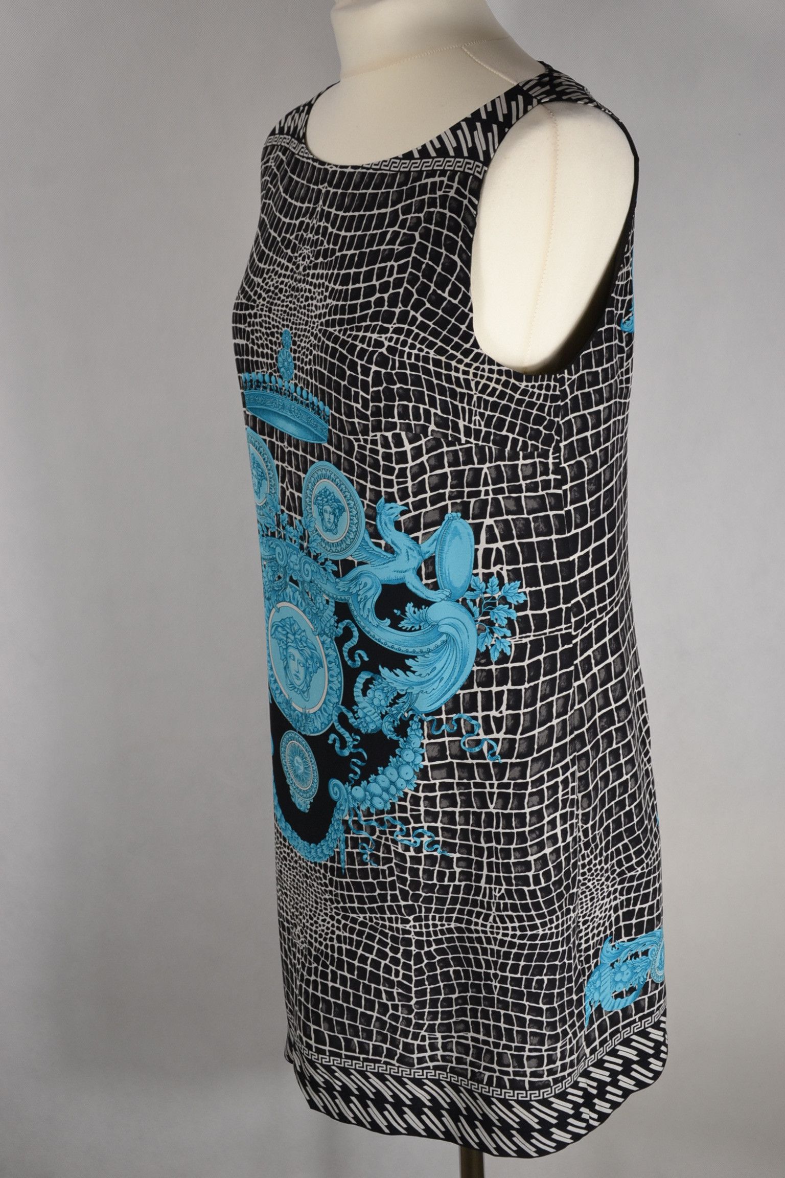 Versace GIANNI VERSACE Medusa Mini Dress 44 Silk Vintage Rare Size M / US 6-8 / IT 42-44 - 3 Thumbnail