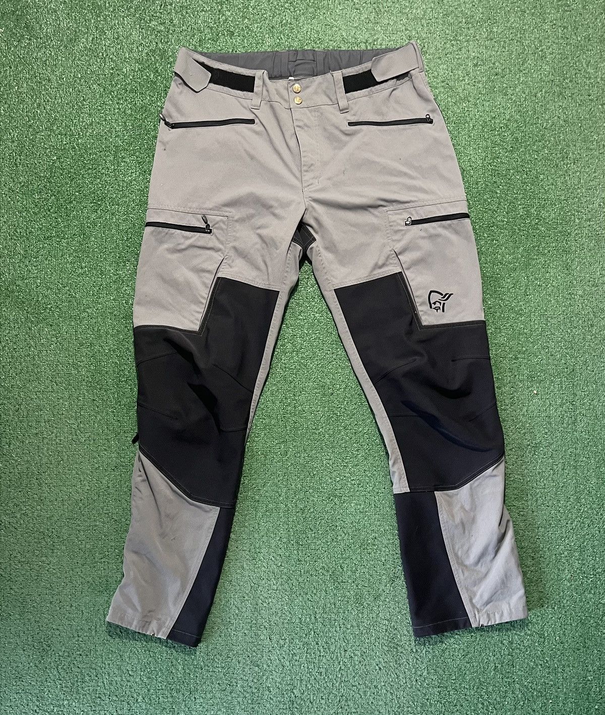 Norrona Norrona Svalbard Heavy Pants Trekking Outdoor Size US 40 / EU 56 - 1 Thumbnail