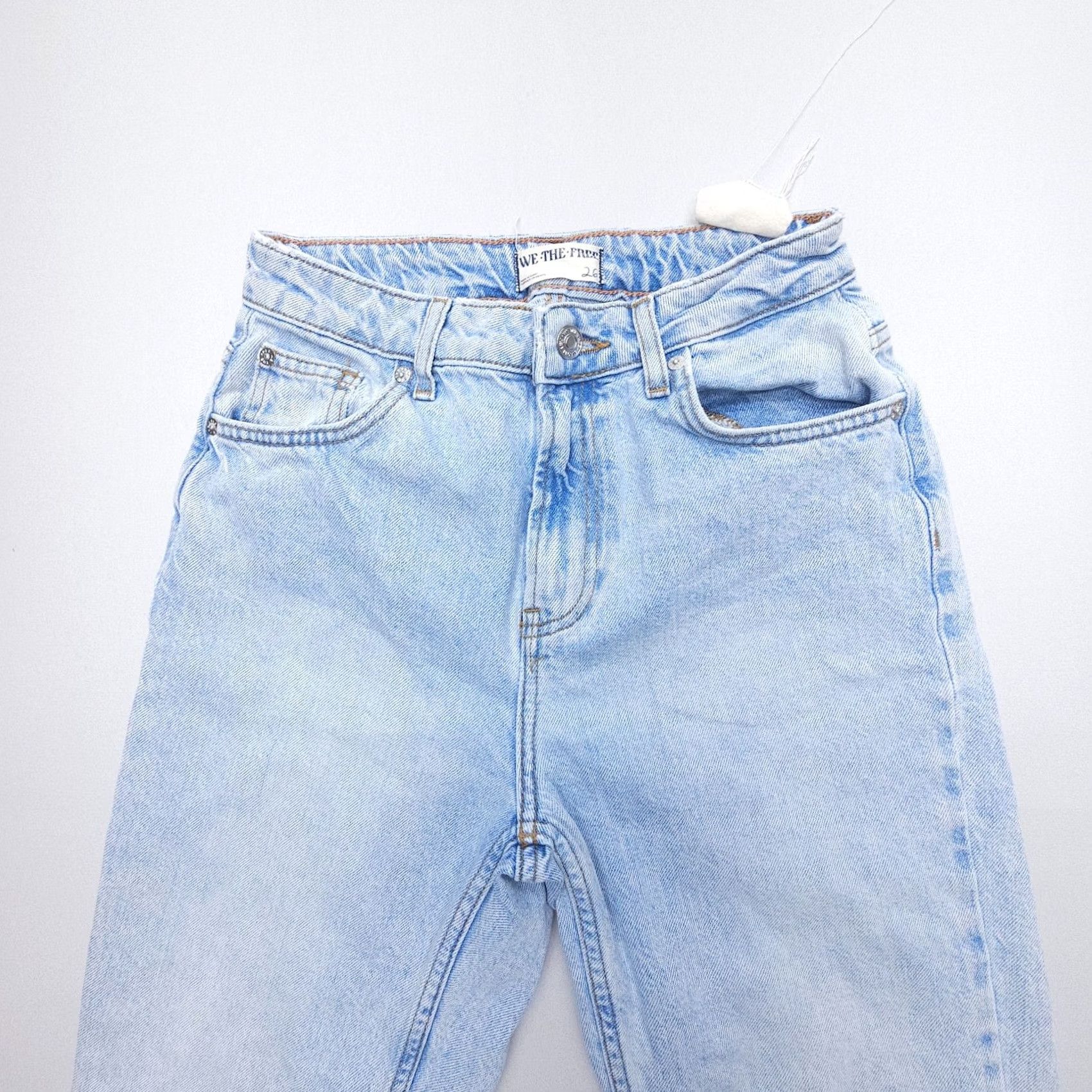 Vintage We the Free Pacifica High Rise Slim Straight Jeans 26x29 Light Blue Denim Regular 5-Pocket Mens Womens Jeans Size 26" / US 2 / IT 38 - 7 Thumbnail