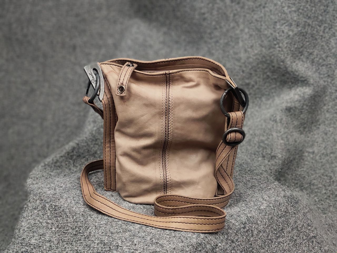Diesel Logo Beige Leather Crossbody Bag Y2K Style, Men's