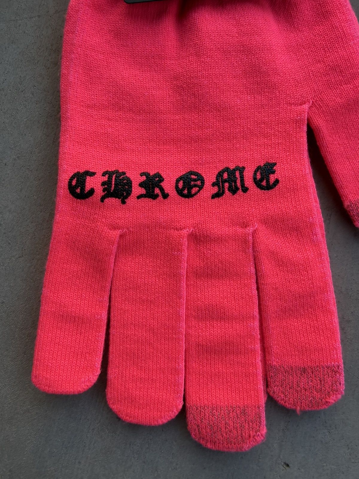 Chrome Hearts Chrome Hearts Pink Checkmate Work Gloves Large NWT Size ONE SIZE - 4 Thumbnail