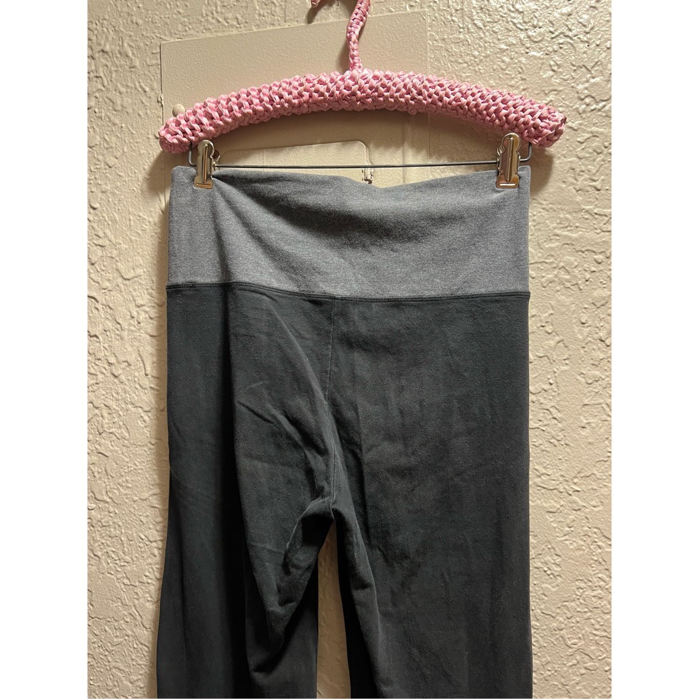 Victoria's Secret Victorias Secret Black With Grey Band Bootcut Leggings Woman Size 28" / US 6 / IT 42 - 13 Thumbnail