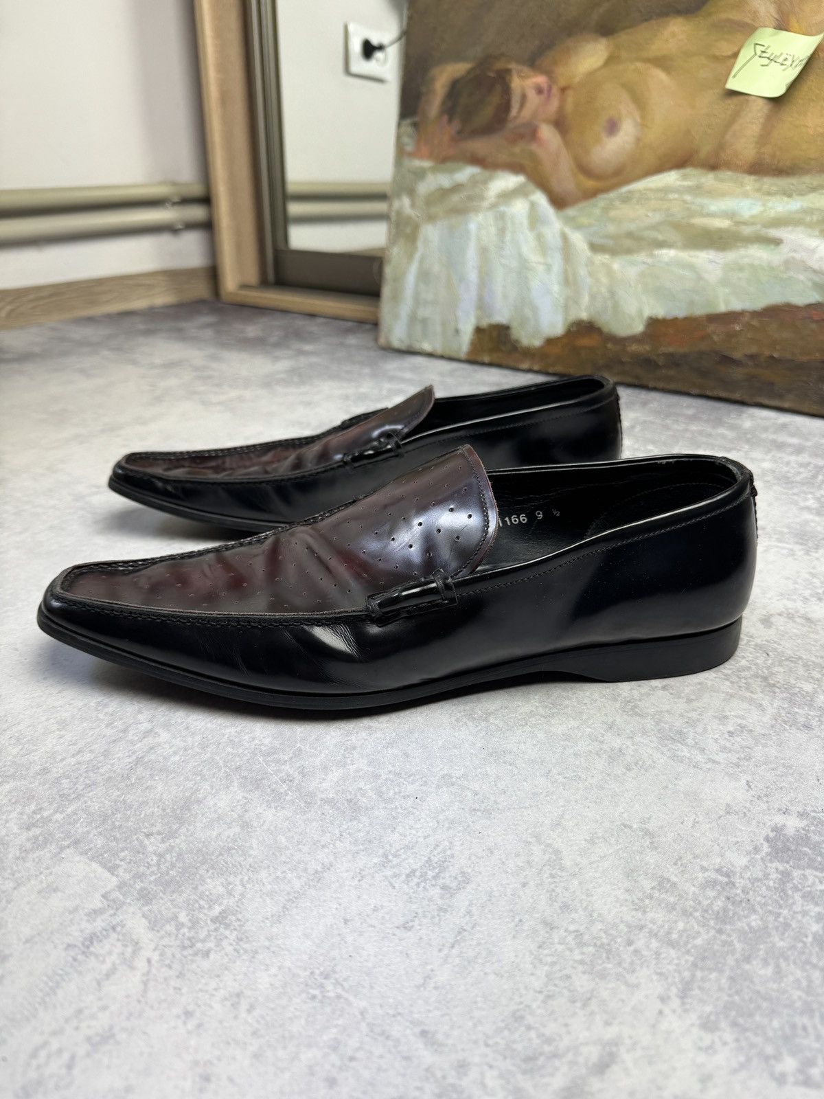 Prada Prada Y2K Leather Luxury Classic Formal Loafers 90s  display picture 2
