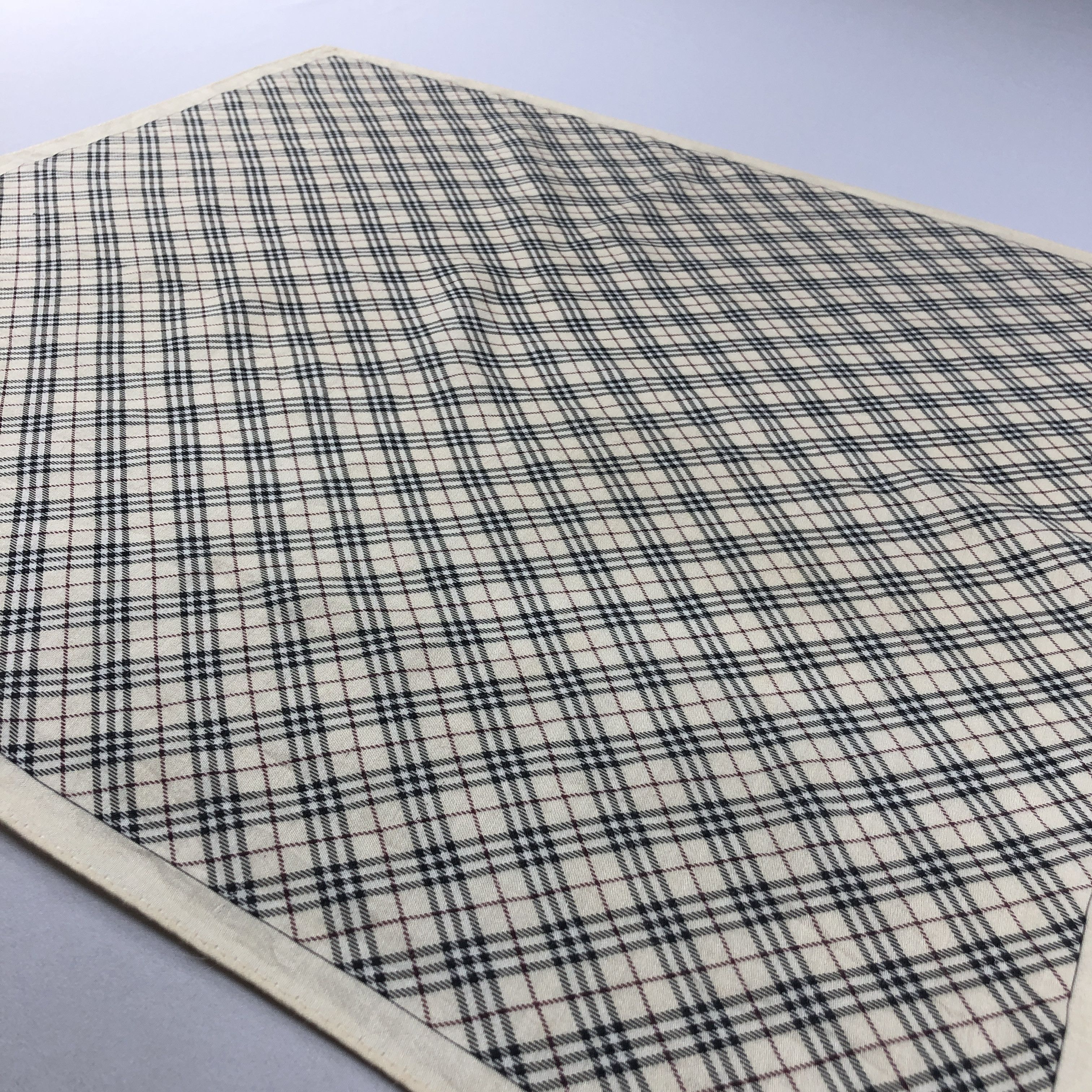 Burberry Burberry Handkerchief Neckerchief Bandana H2839 Size ONE SIZE - 2 Thumbnail