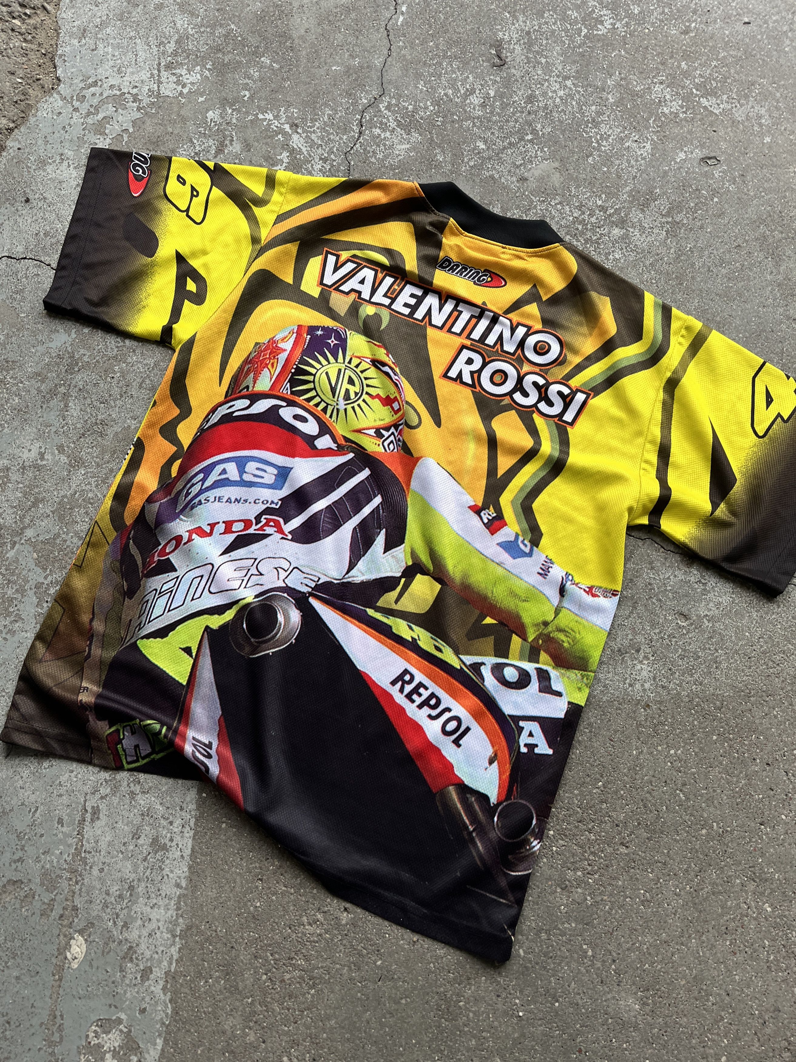 Other Valentino Rossi “The Doctor” #46 vintage promo tee Size US M / EU 48-50 / 2 - 2 Thumbnail