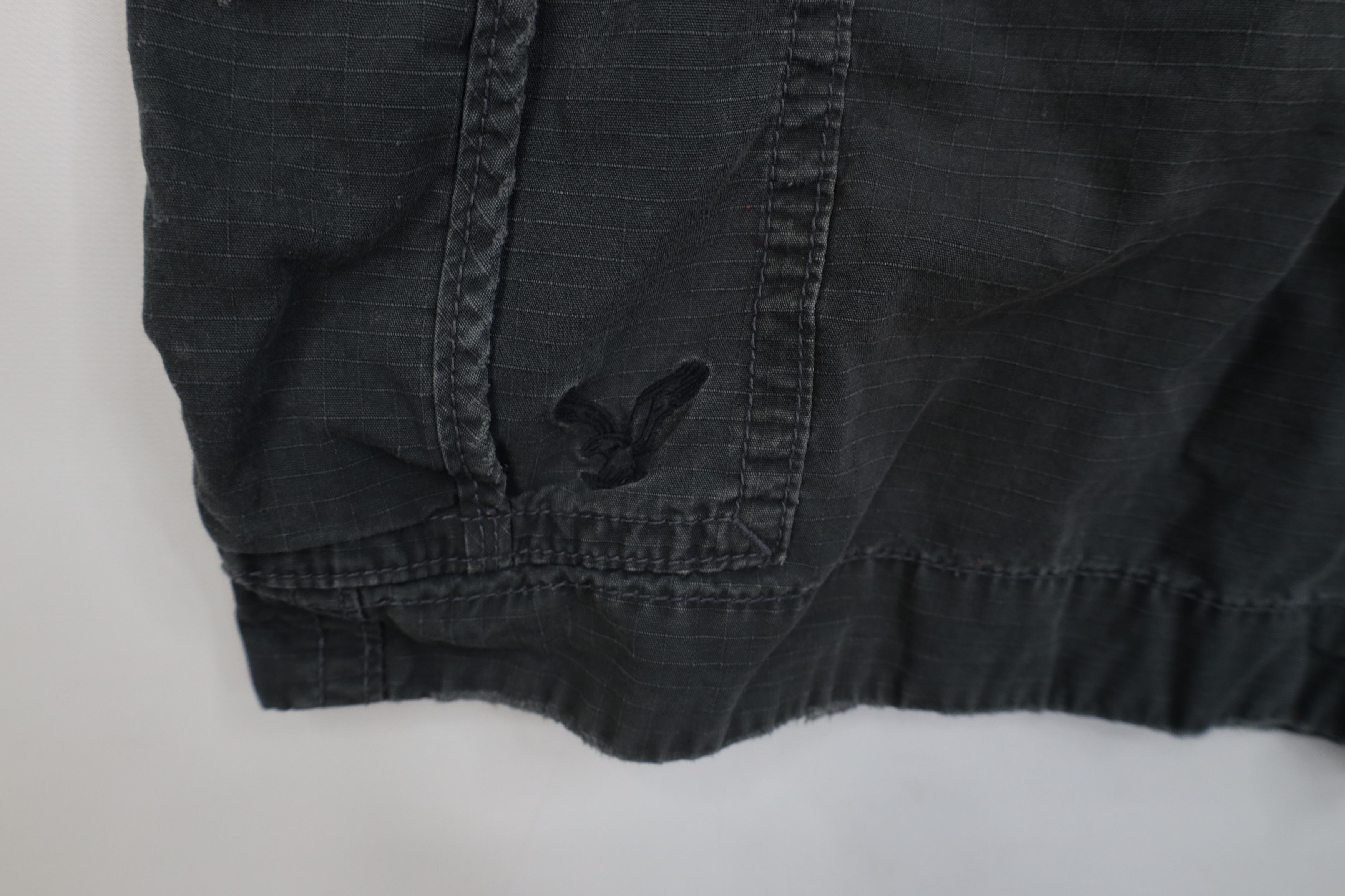 American Eagle Outfitters Vintage Y2K American Eagle Outfitters Cargo Shorts Gray Size US 34 / EU 50 - 9 Thumbnail