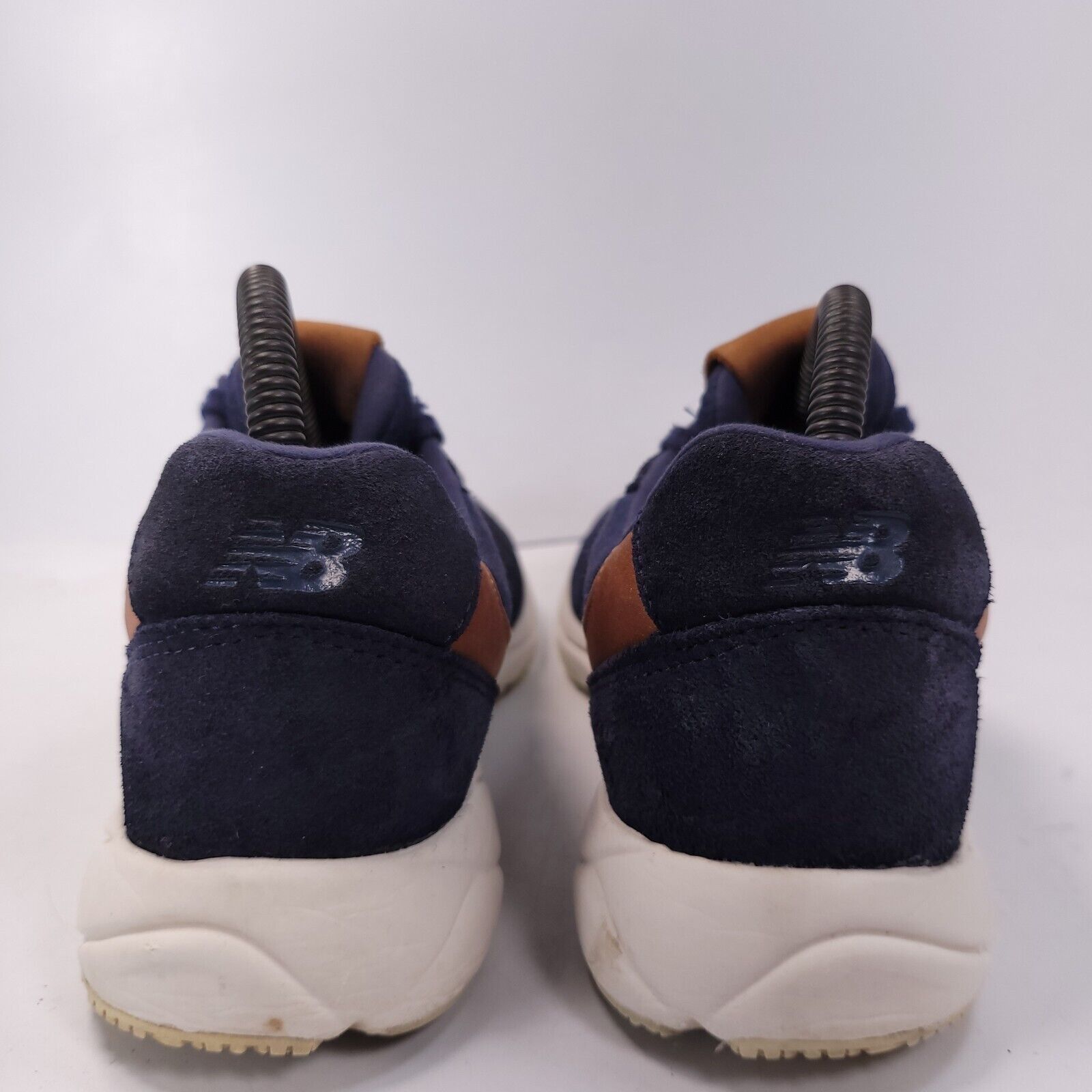New Balance New Balance WRT96 Running Shoe Womens Size 8.5 WRT96EAB Blue Size US 8.5 / IT 38.5 - 3 Thumbnail