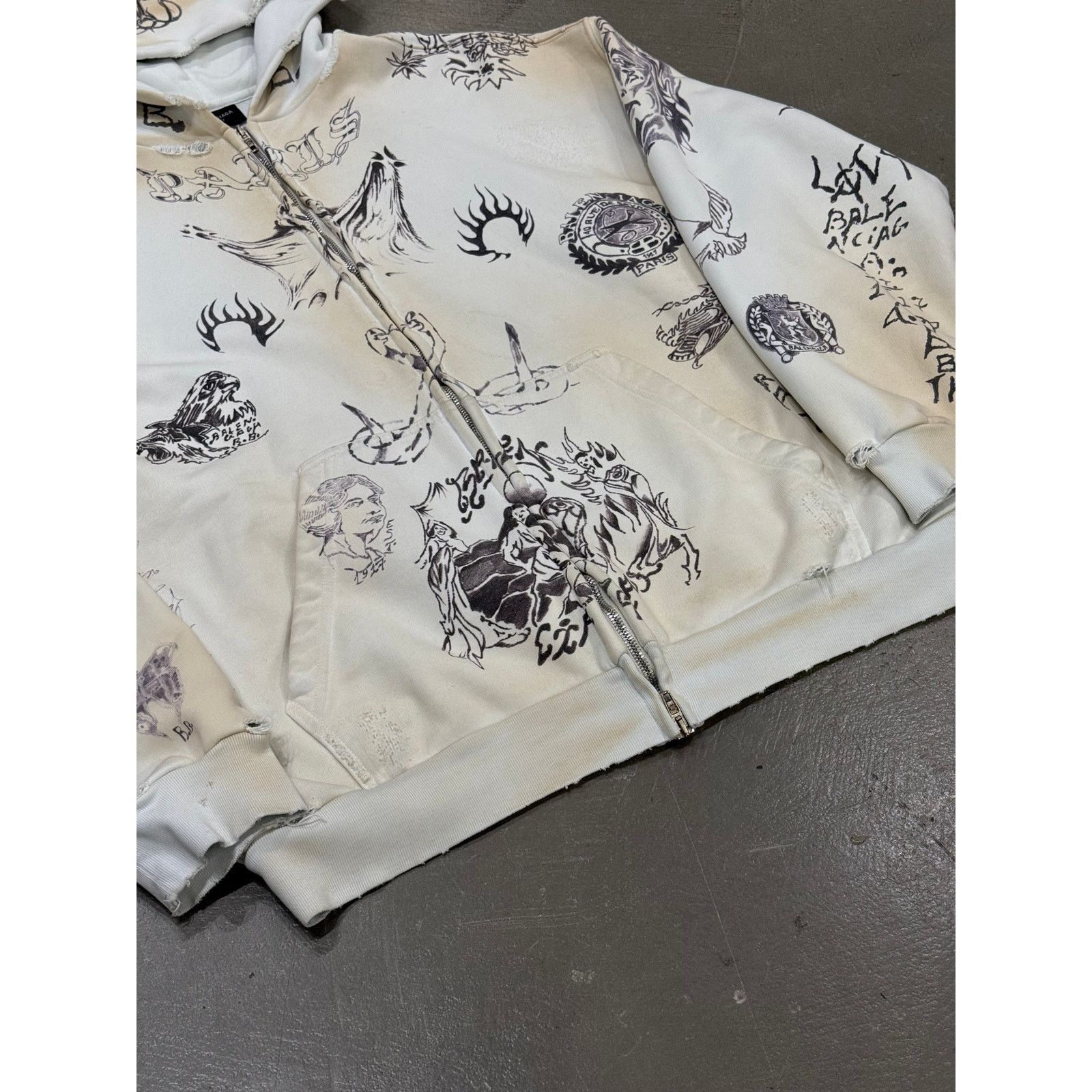 Balenciaga S/S2024 Balenciaga tattoo hoodie Size US M / EU 48-50 / 2 - 6 Thumbnail