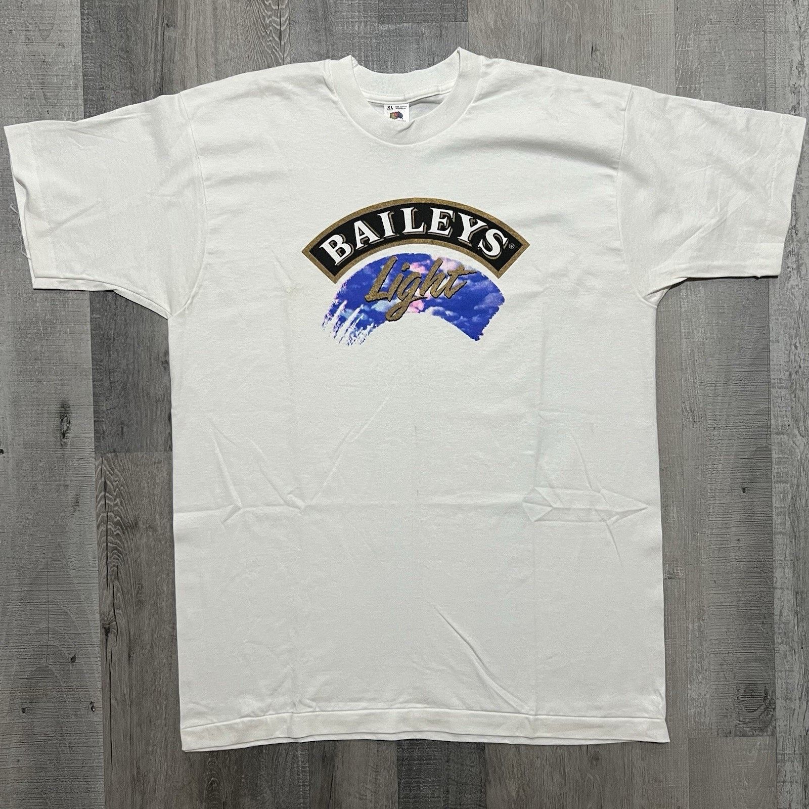 Vintage Vintage BAILEYS Irish Cream Liqueur 90s USA T Shirt Promo XL Size US XL / EU 56 / 4 - 1 Thumbnail
