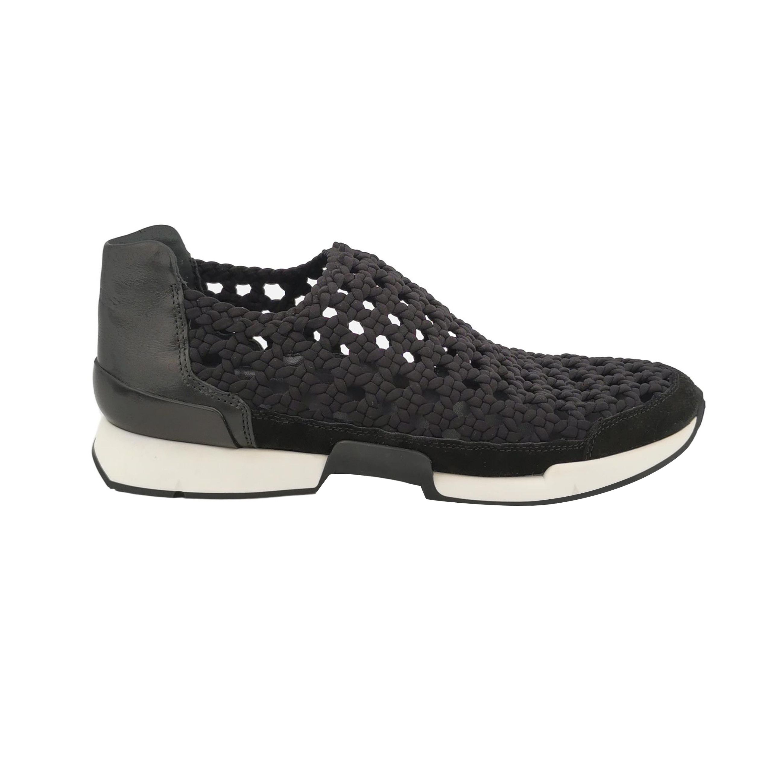 Hermes Hermes Women 6 Lowtop Sneakers Size US 6 / IT 36 - 1 Thumbnail