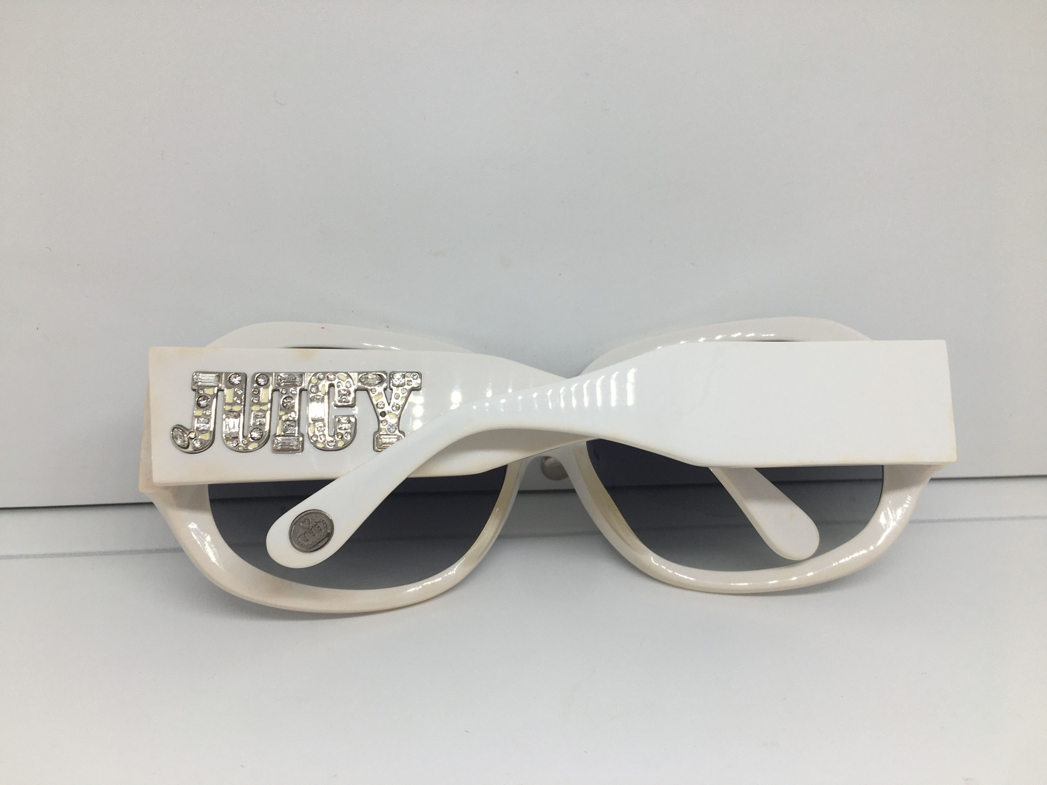 Juicy Couture Juicy Couture White Oversize Sunglasses Frame Italy Size ONE SIZE - 1 Thumbnail