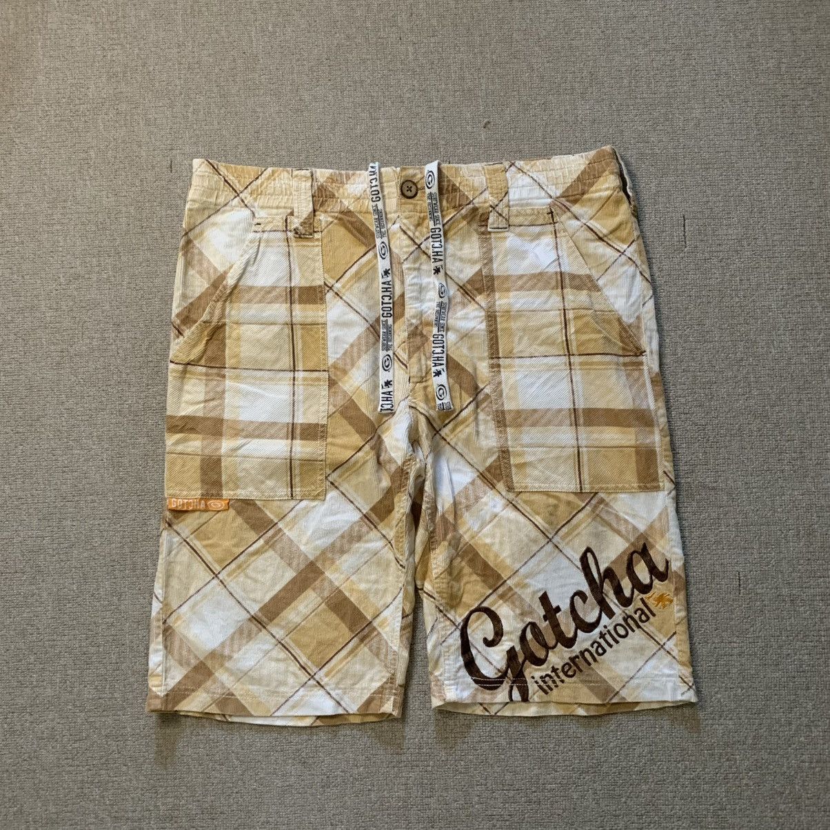Gotcha Gotcha Remember Your Roots Surfwear Size US 34 / EU 50 - 1 Thumbnail