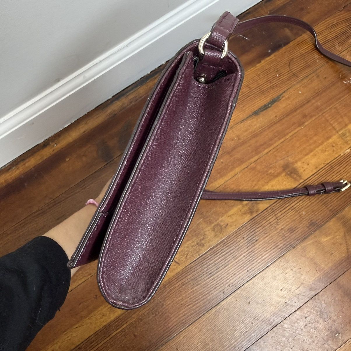 Kate Spade kate spade Plum Crossbody Wallet with Gold Logo Size ONE SIZE - 3 Thumbnail