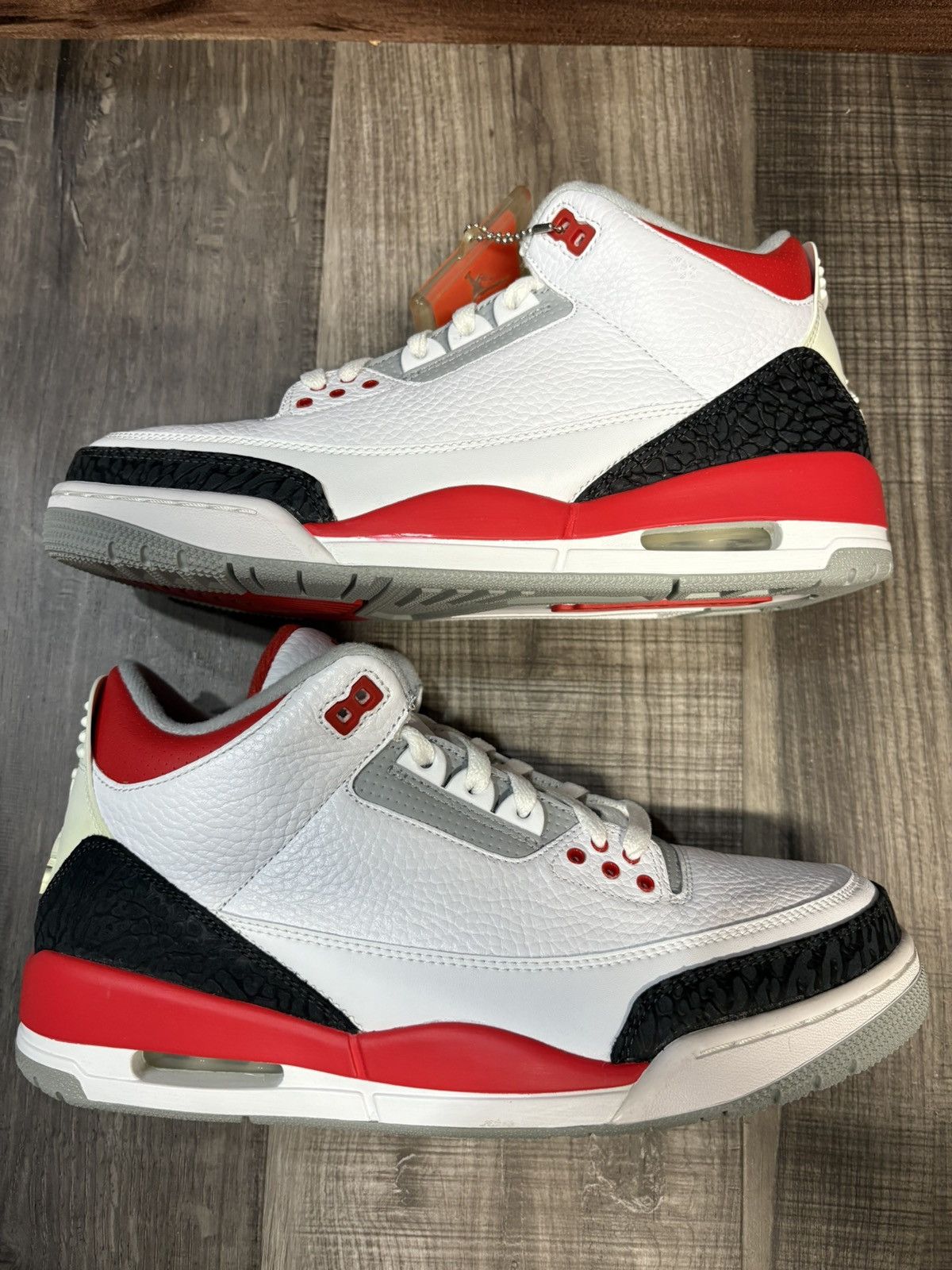 Jordan Brand Air Jordan 3 Retro Fire Red 2013 size 10 Size US 10 / EU 43 - 3 Thumbnail