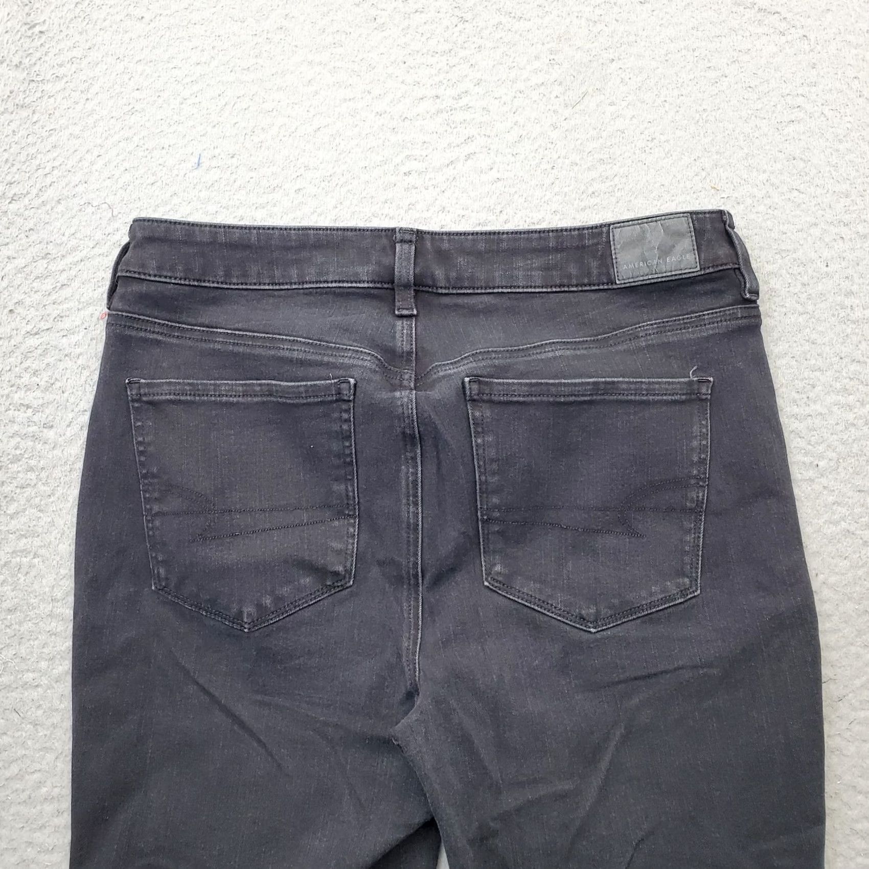 American Eagle Outfitters American Eagle Outfitters Jeans Women Size 12 Black Denim Dream Stretch Straight Leg Regular Rise Pockets Cotton Denim Stretch Size 34" / US 12 / IT 48 - 8 Thumbnail