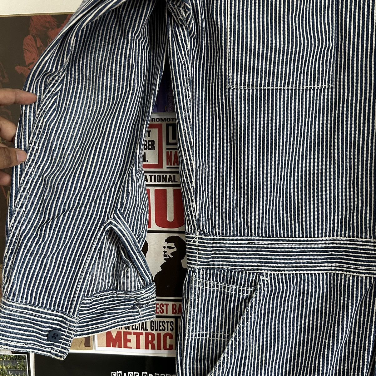 Vintage Vintage Oshkosh Hickory Stripe Distressed Workwear Jumpsuit Size US 34 / EU 50 - 8 Thumbnail