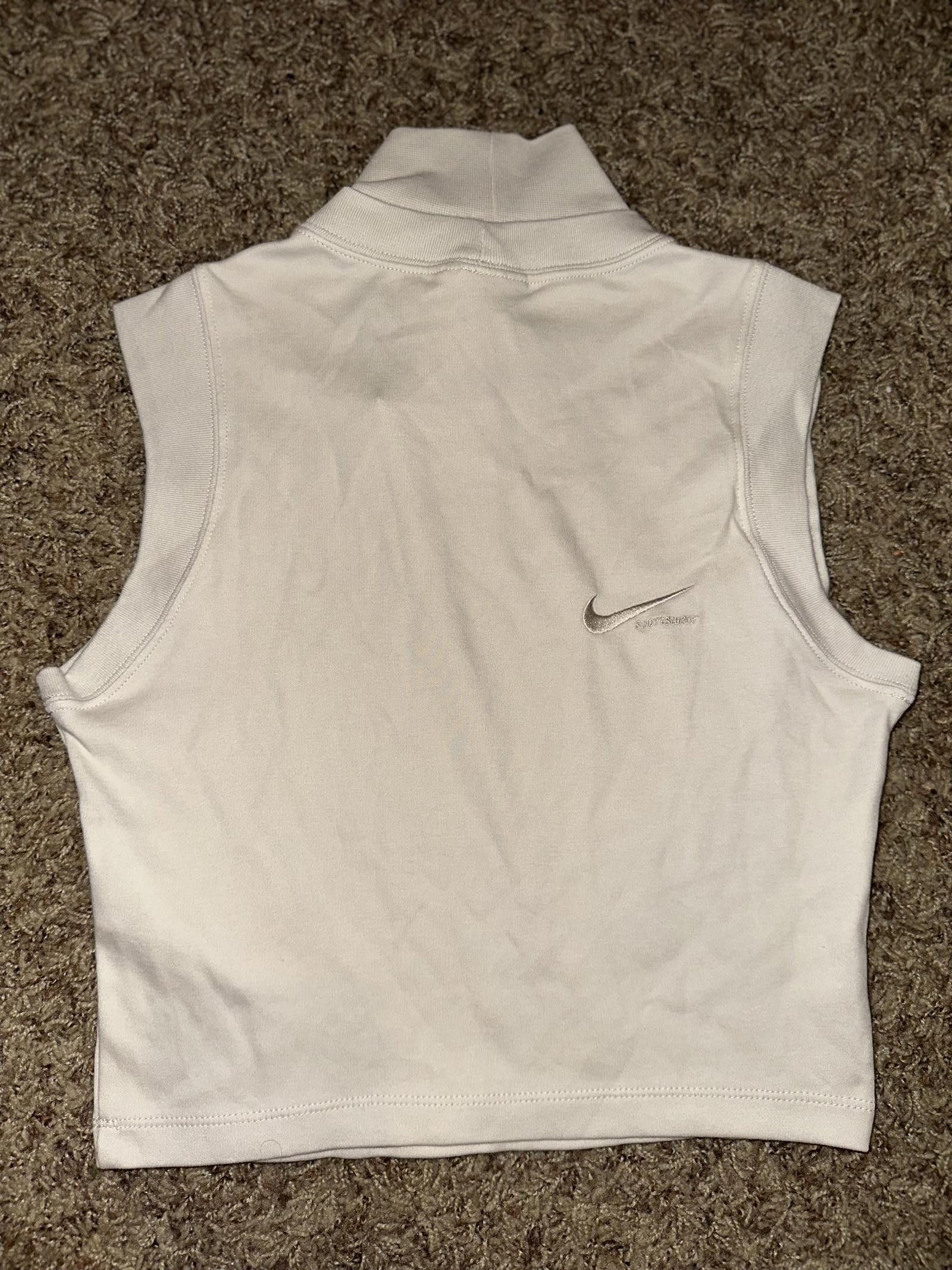 Nike Nike Sportswear Women’s Mock Neck Cropped Tank Top Size XS / US 0-2 / IT 36-38 - 2 Thumbnail