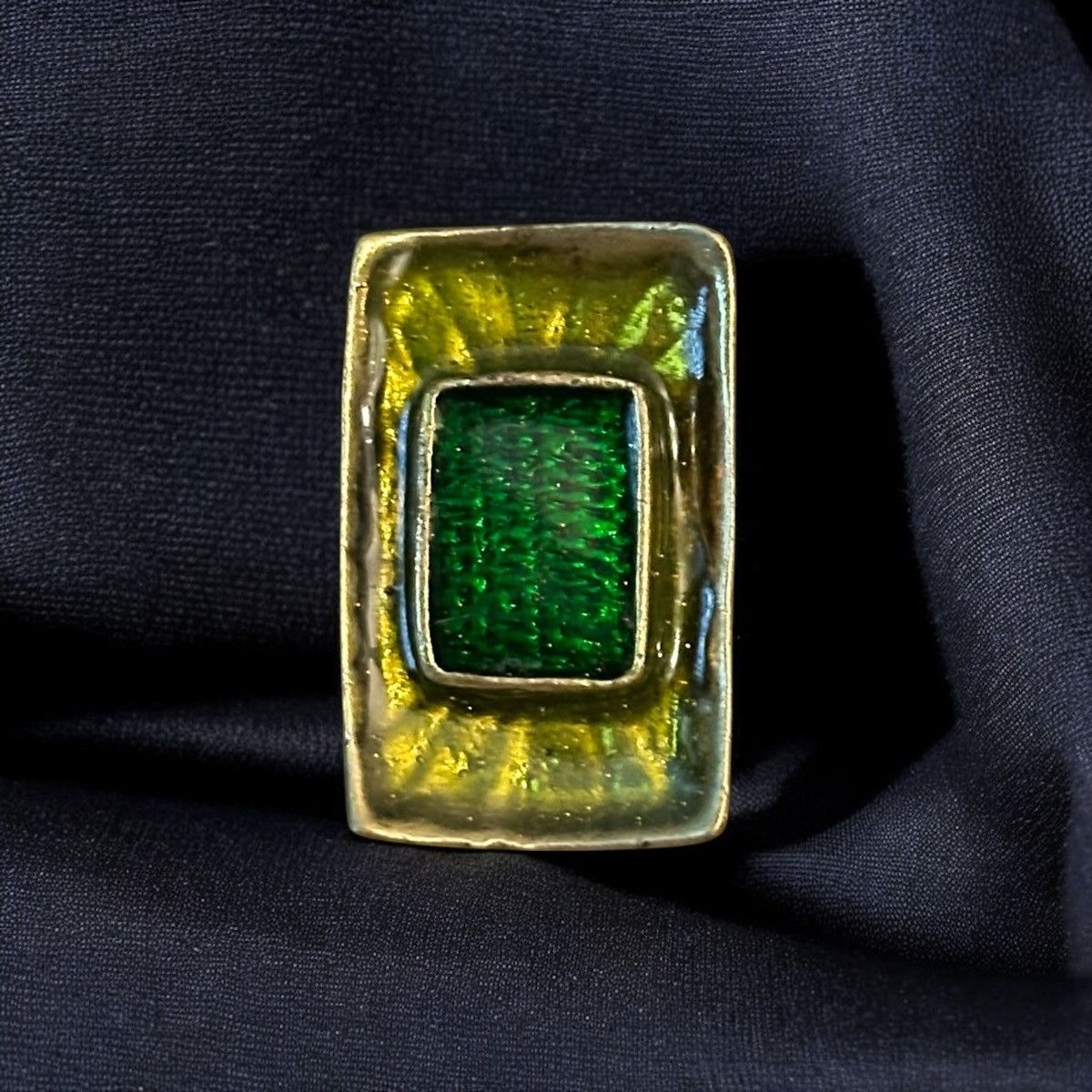 Vintage Vintage bronze tone rectangular green stone statement ring Size ONE SIZE - 1 Thumbnail
