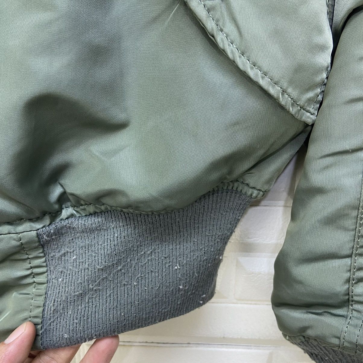 Alpha Industries Vintage Alpha Industries MA-1 Bomber Flight Jacket Size US M / EU 48-50 / 2 - 7 Thumbnail