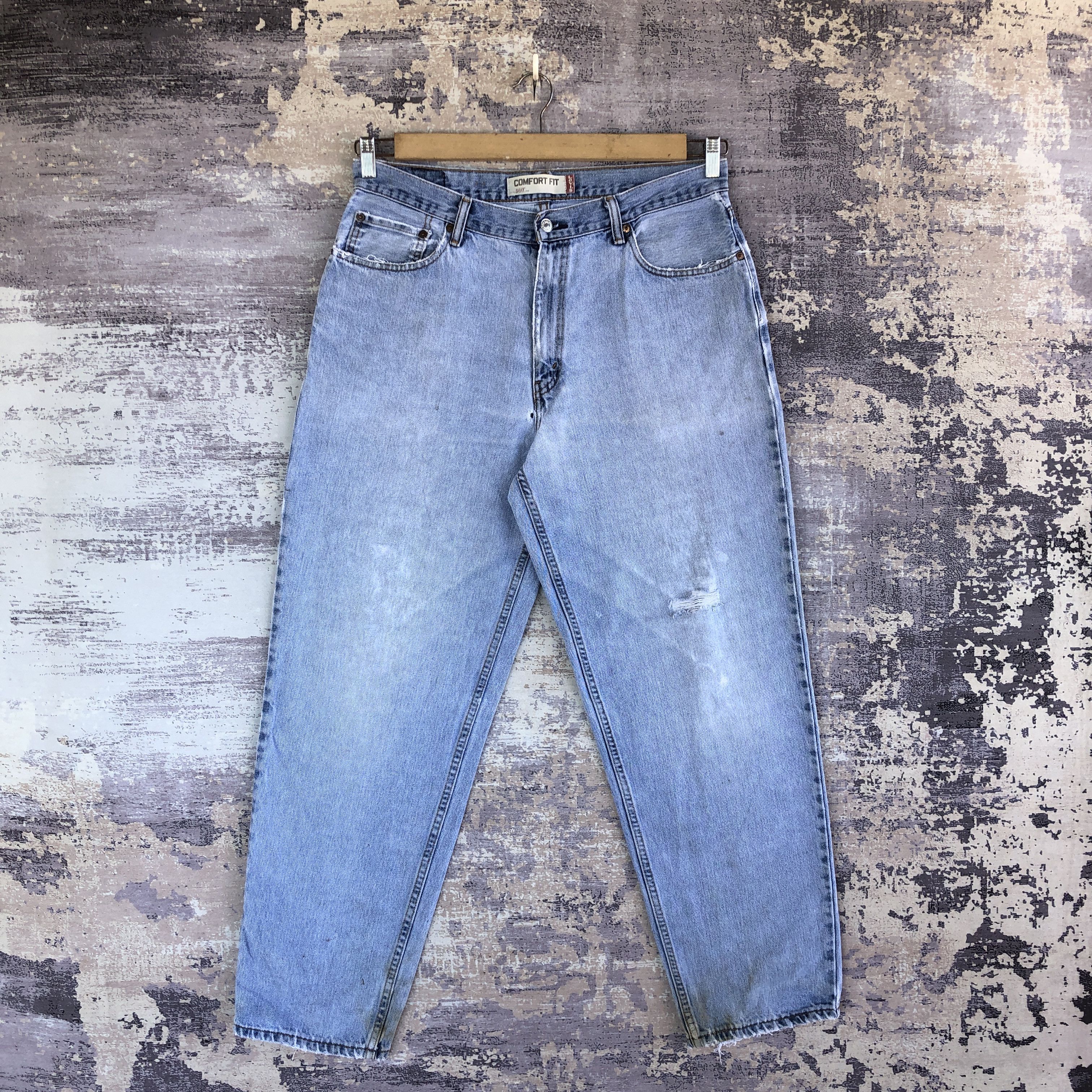 Levi's Vintage Levis 560 Baggy Faded Jeans Levi's Distressed Denim Size US 34 / EU 50 - 1 Thumbnail