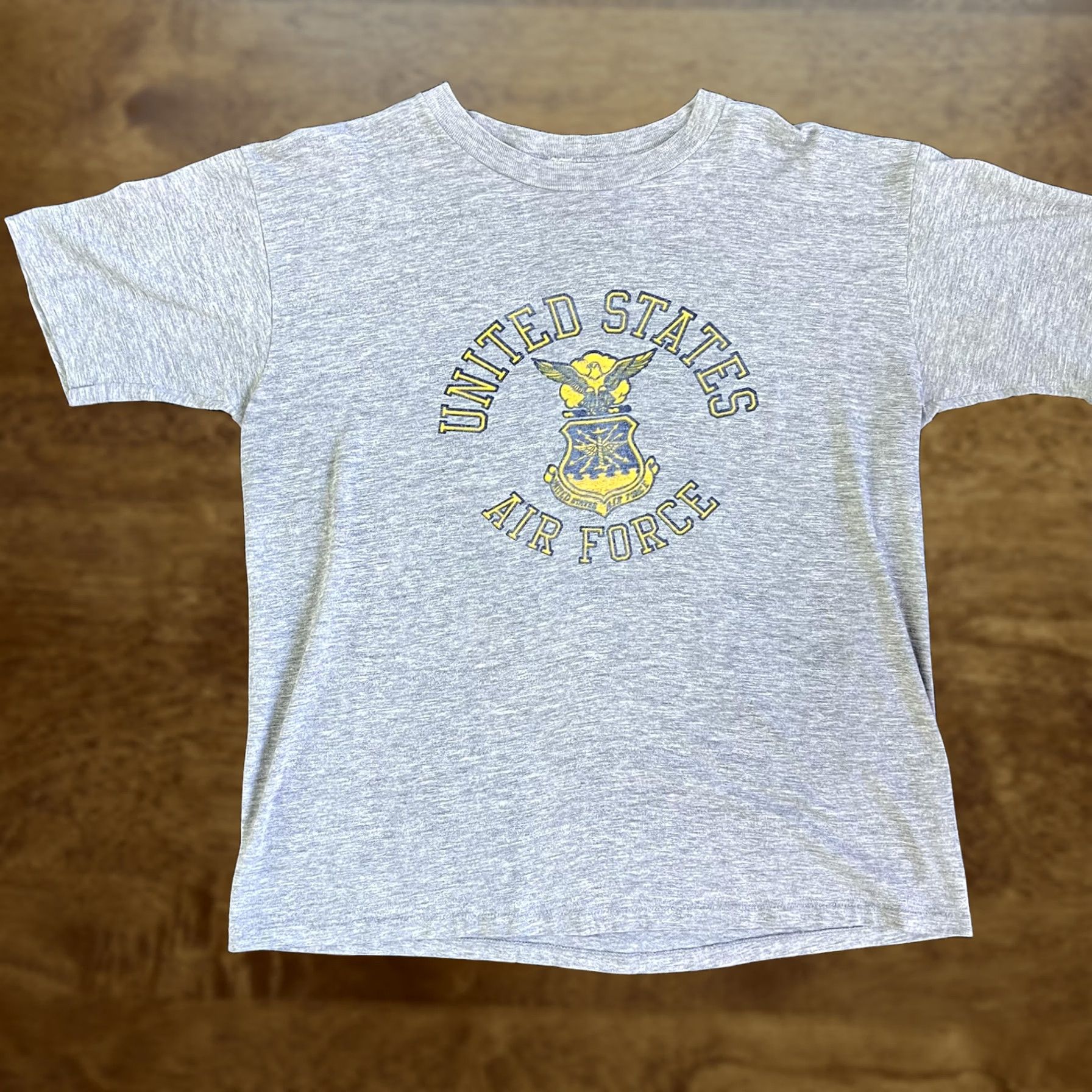 Vintage VINTAGE United States Air Force Graphic Print Tee Mens Large Gray Military Shirt Size US M / EU 48-50 / 2 - 1 Thumbnail