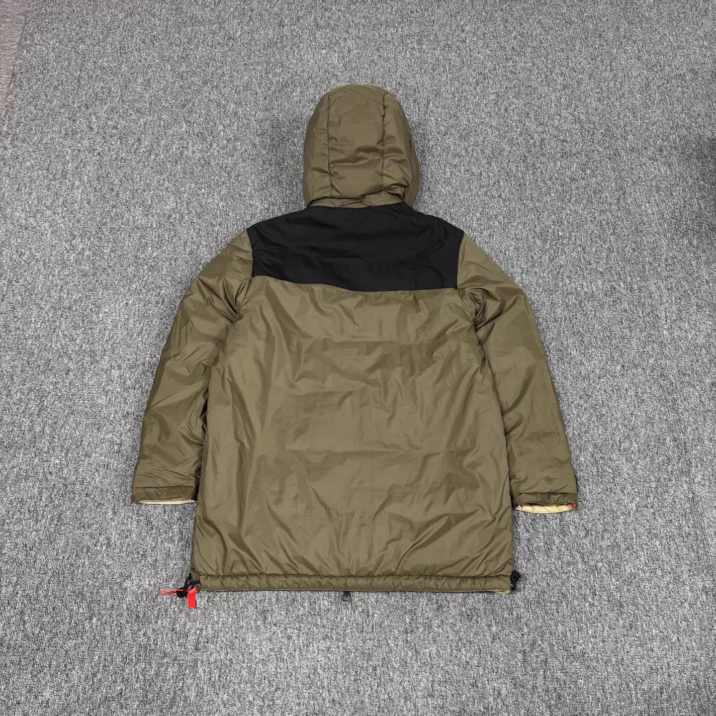 Burberry Burberry Double-Sided Check Recycled Nylon Puffer L 99 New Size US L / EU 52-54 / 3 - 2 Thumbnail