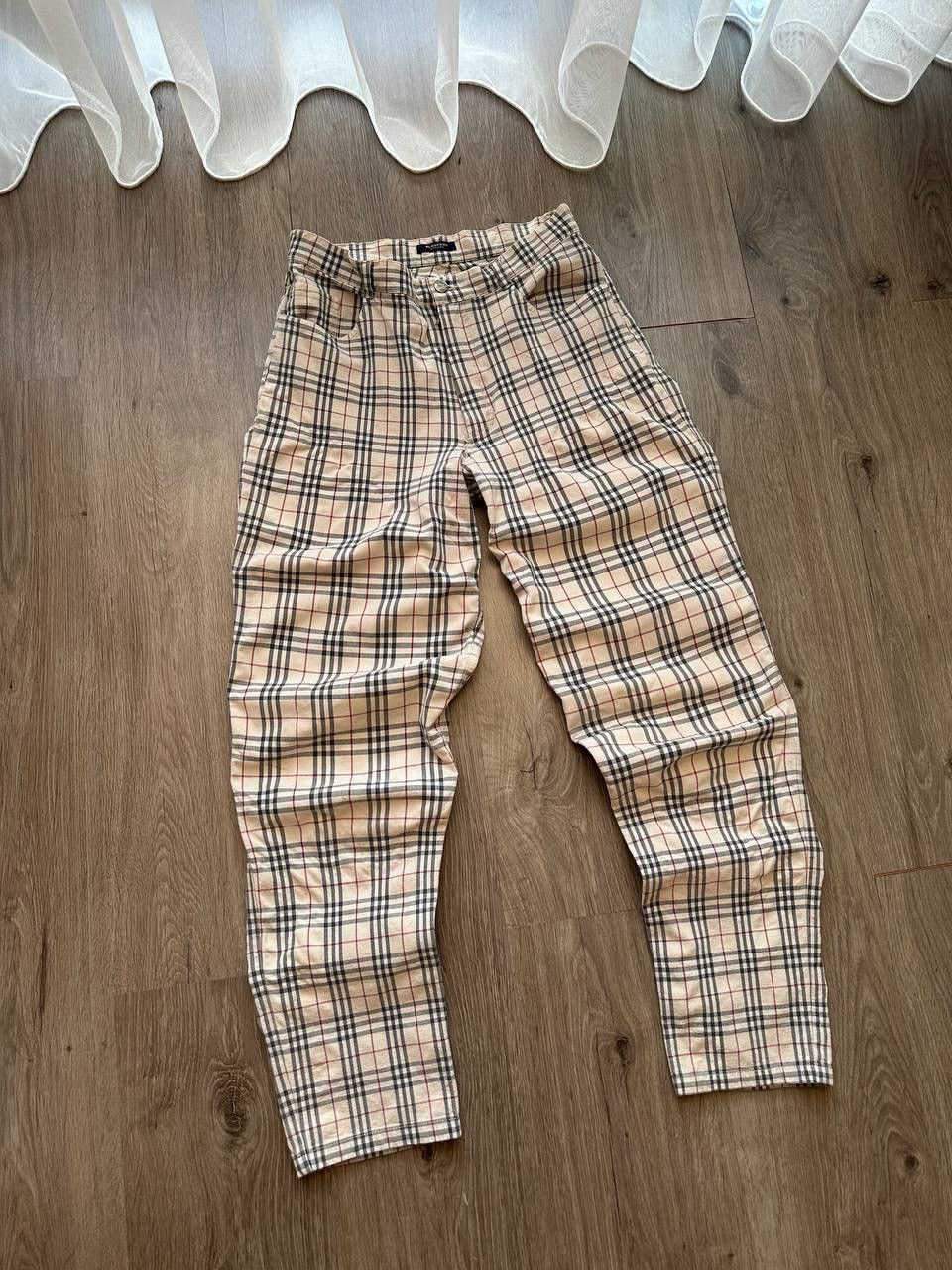 Burberry × Vintage Vintage Burberry Beige Nova Check Pants Size US 31 - 13 Thumbnail